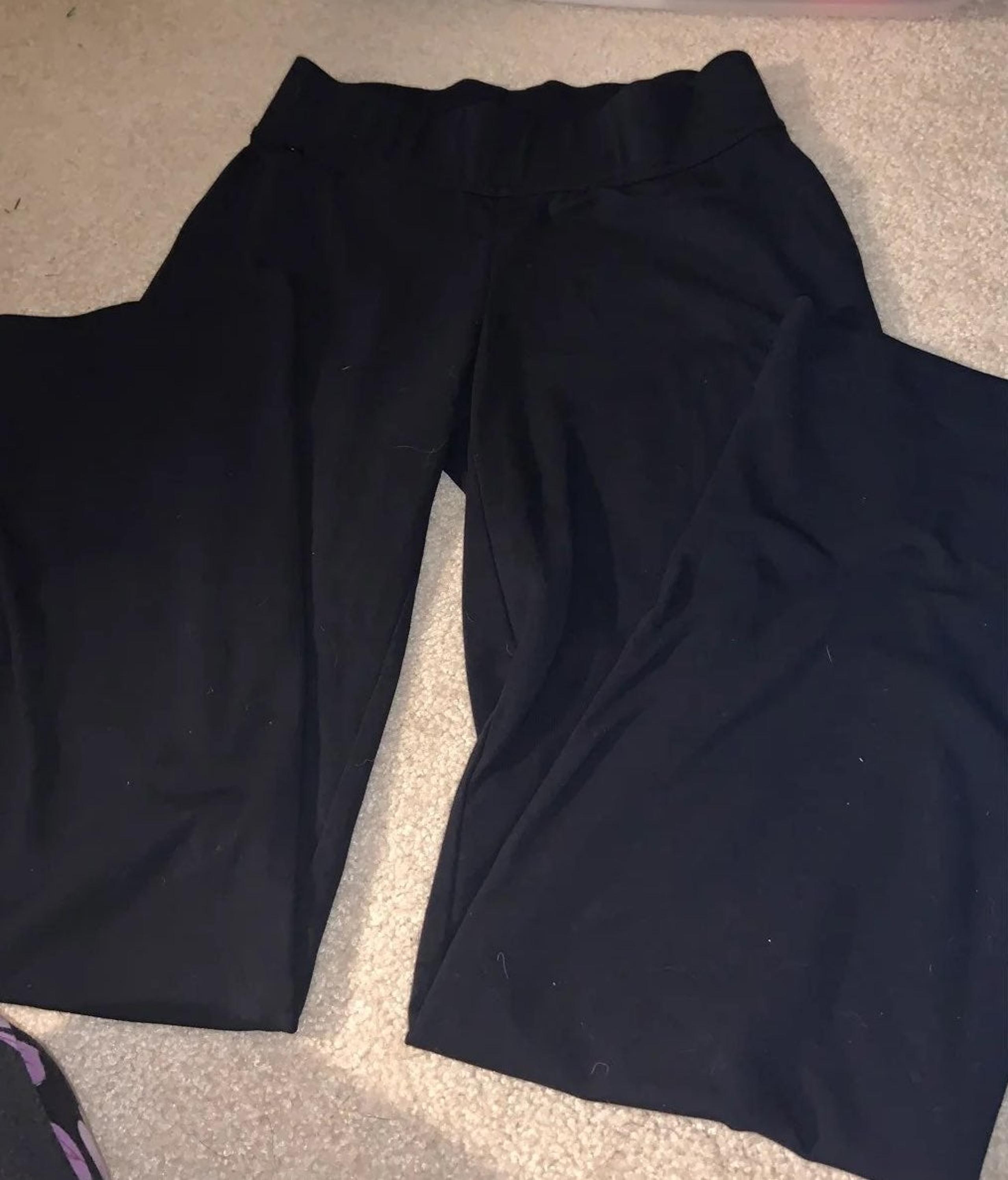 Yoga Pants in Black