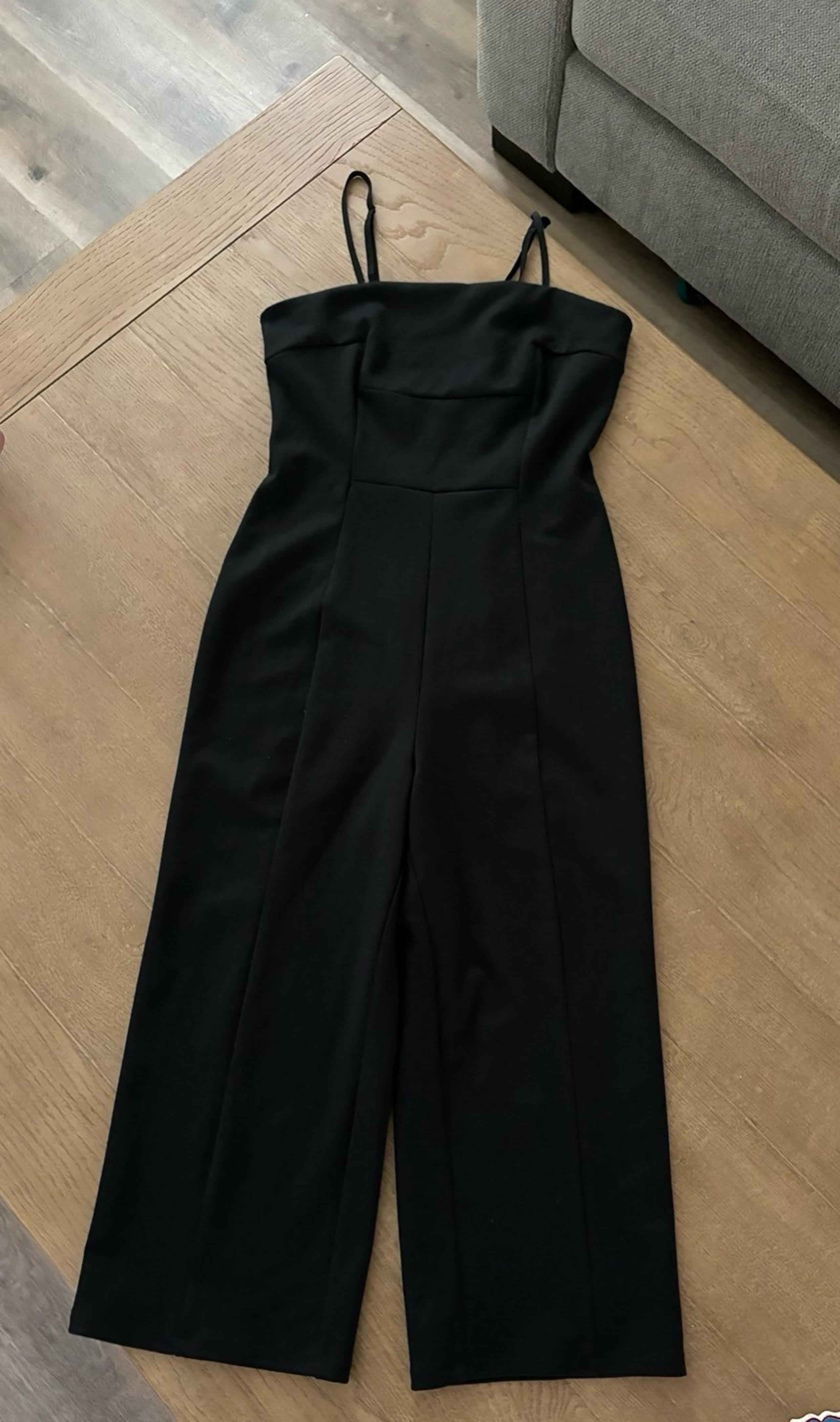 Wild Fable Black Stretchy Fabric A Line Spaghetti Strap Romper Women’s S
