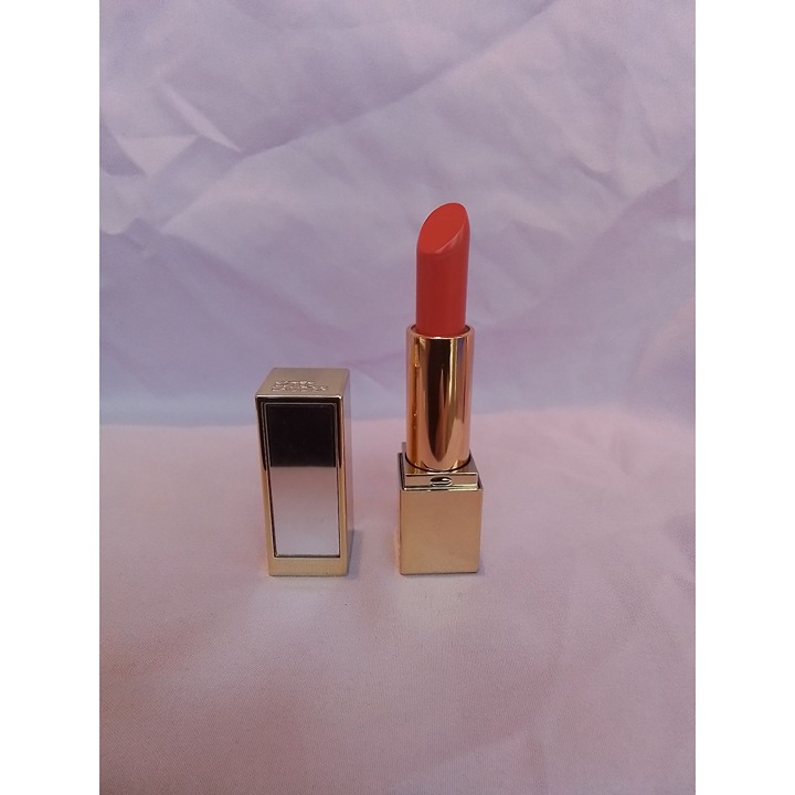 Estée Lauder Pure Color Envy Sculpting Lipstick 230 Infamous