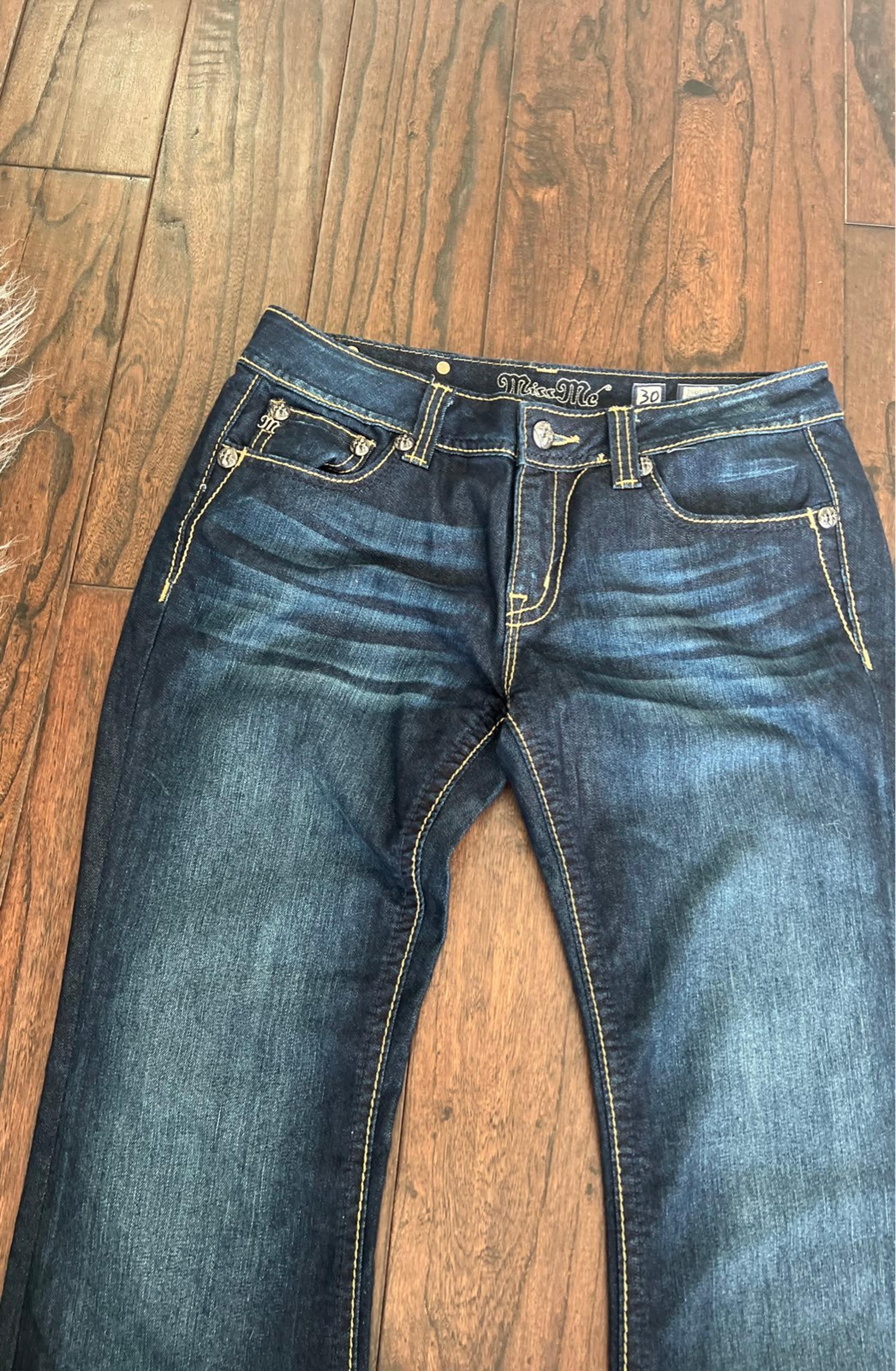 Miss Me Flare Low Rise Stretch Buckle Women's Denim Jeans 30 JS6105F