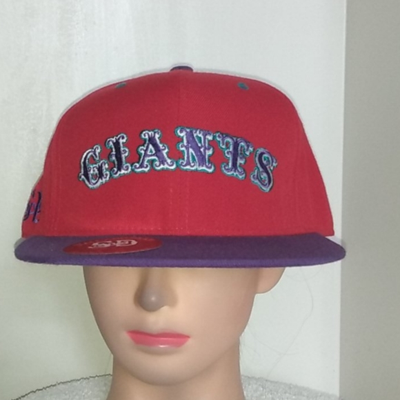 stall& Dean fitted Cap