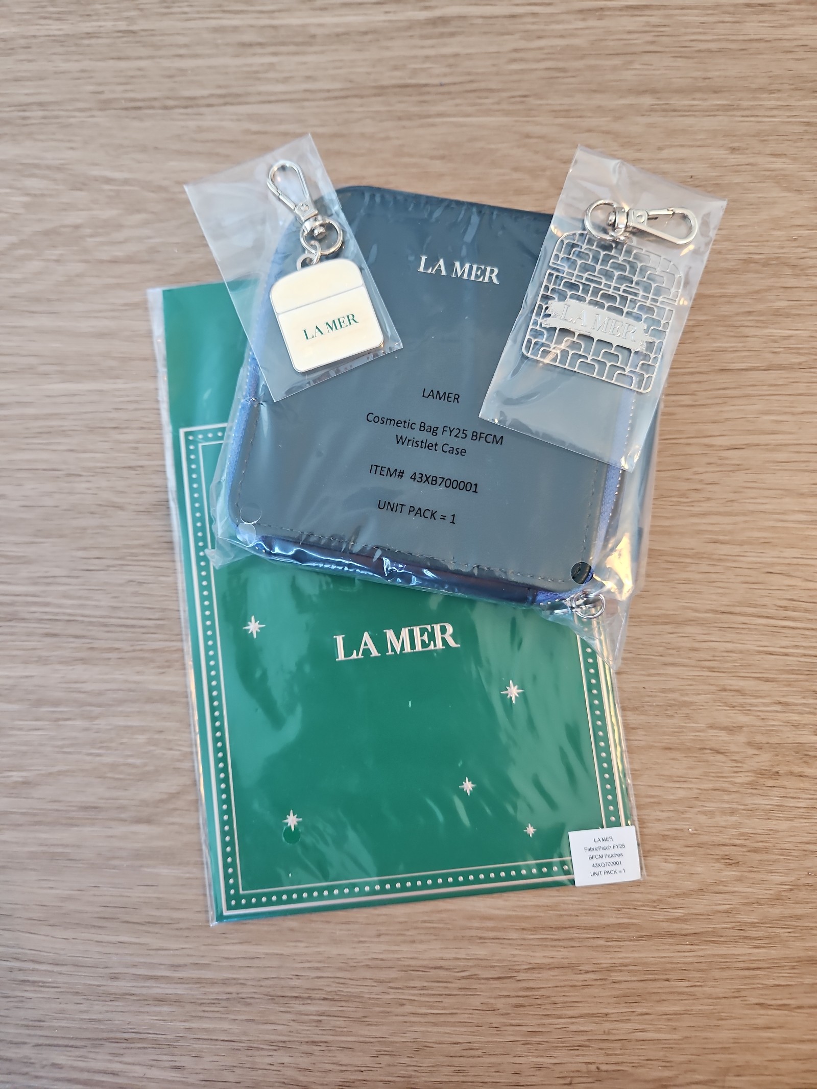 BN La Mer Cosmetic Bag + Applique Patches + Ornaments