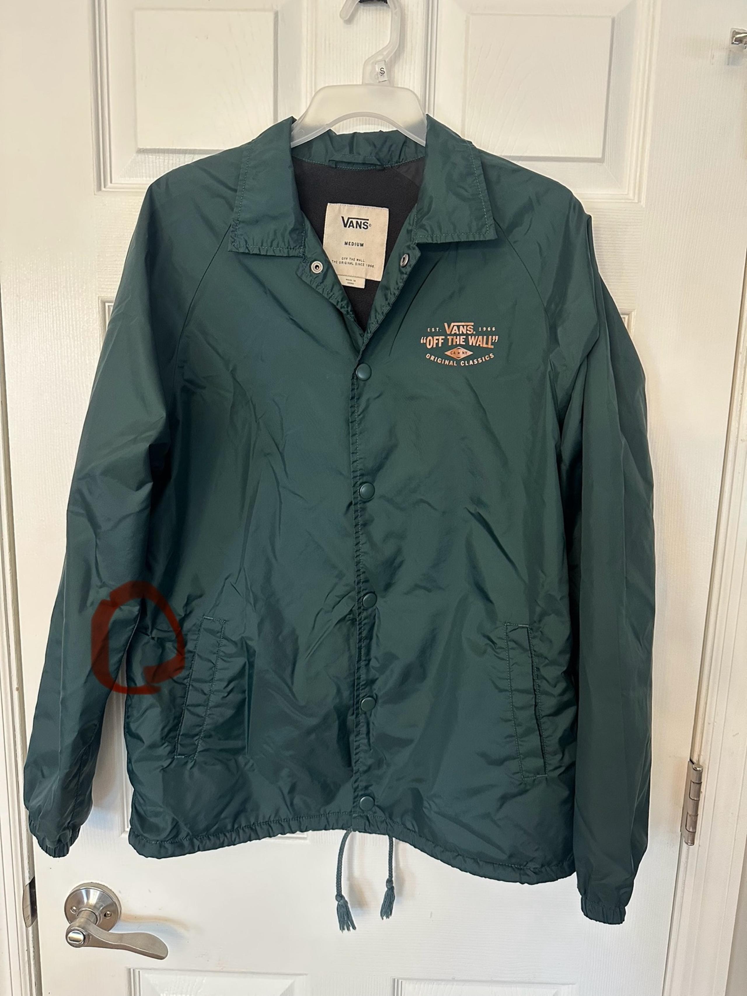 Vintage Vans Off the Wall green windbreaker jacket men’s MEDIUM - HAS A HOLE
