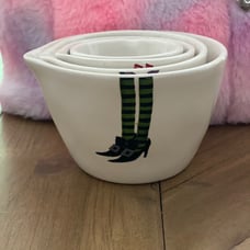 Rae Dunn witch feet FIRST RELEASE measuring cups