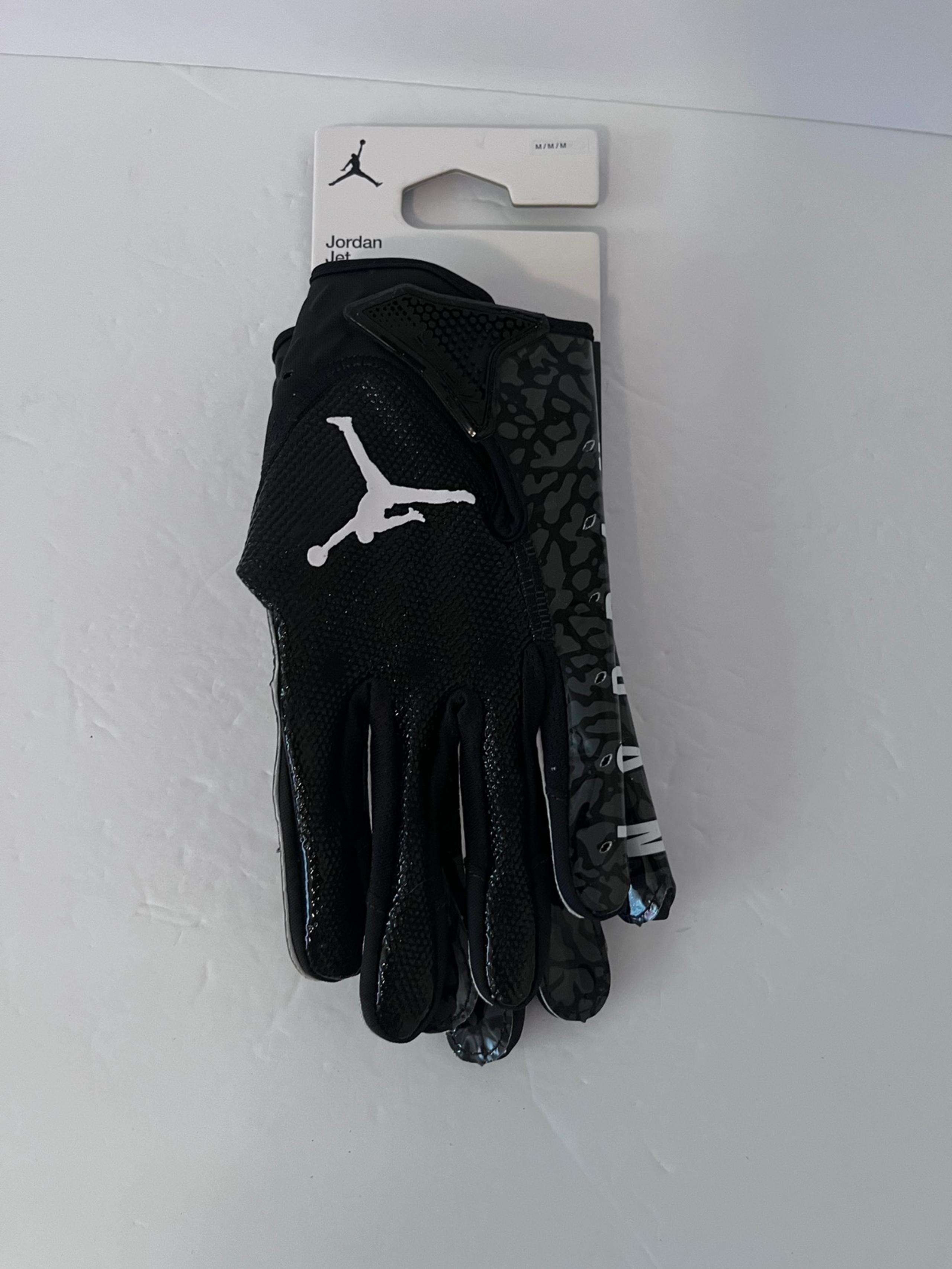 Nike Jordan Jet 7.0 Football Gloves Black/Grey Magnigrip+ Men’s Size Medium NWT