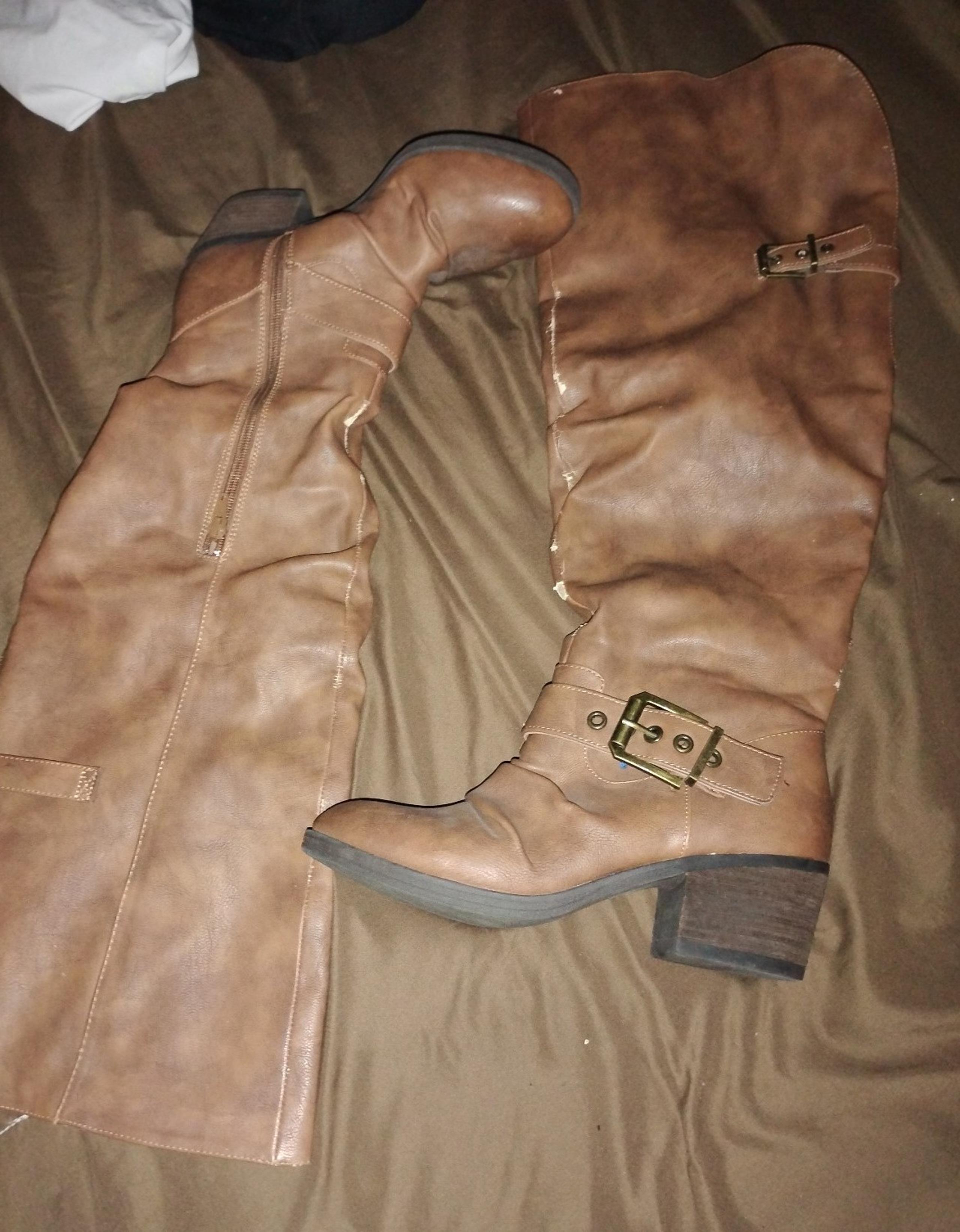 Carlos by Carlos Santana knee-high Gramercy boot. Women's size 8. Cognac color.