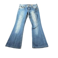 A Chip and Pepper Sunnybrook Ultra Flare Light Wash 5 Pocket Womens Jeans Size 7