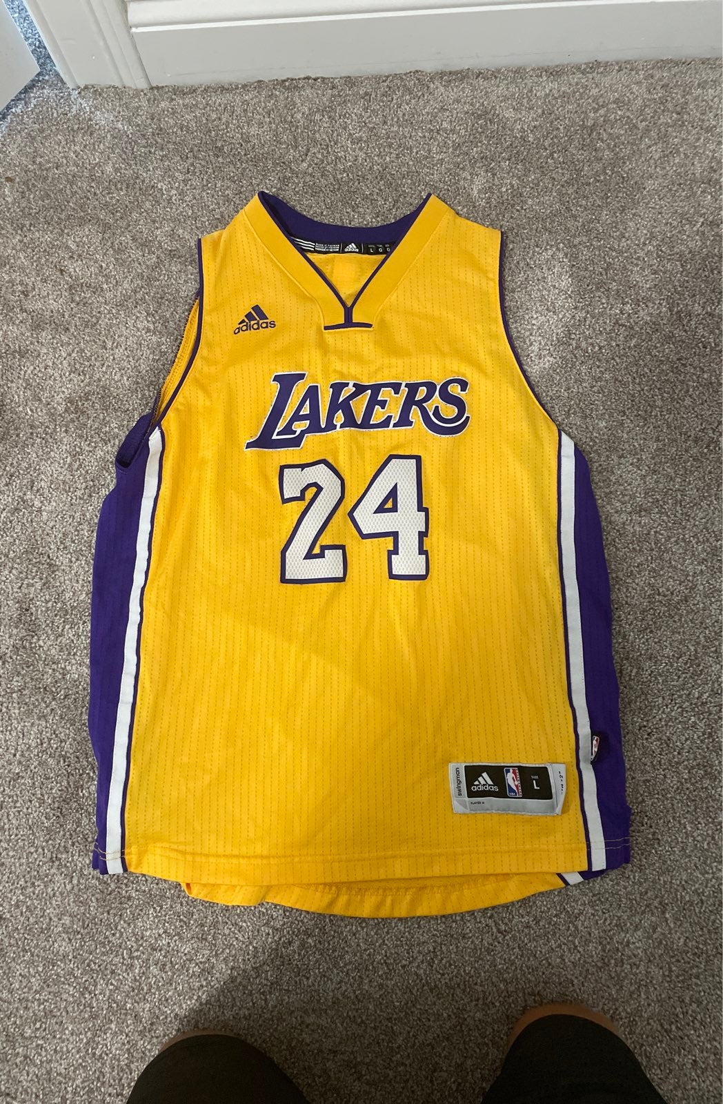 kobe bryant jersey