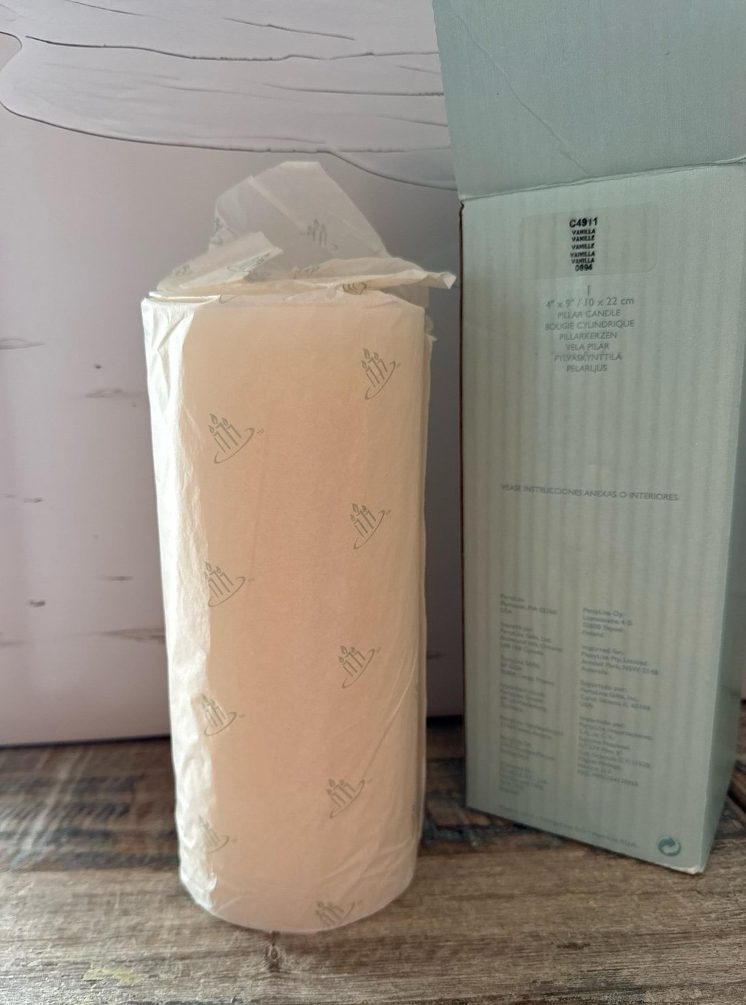 Partylite 4 x 9 Vanilla Large Candle  New***********RARE