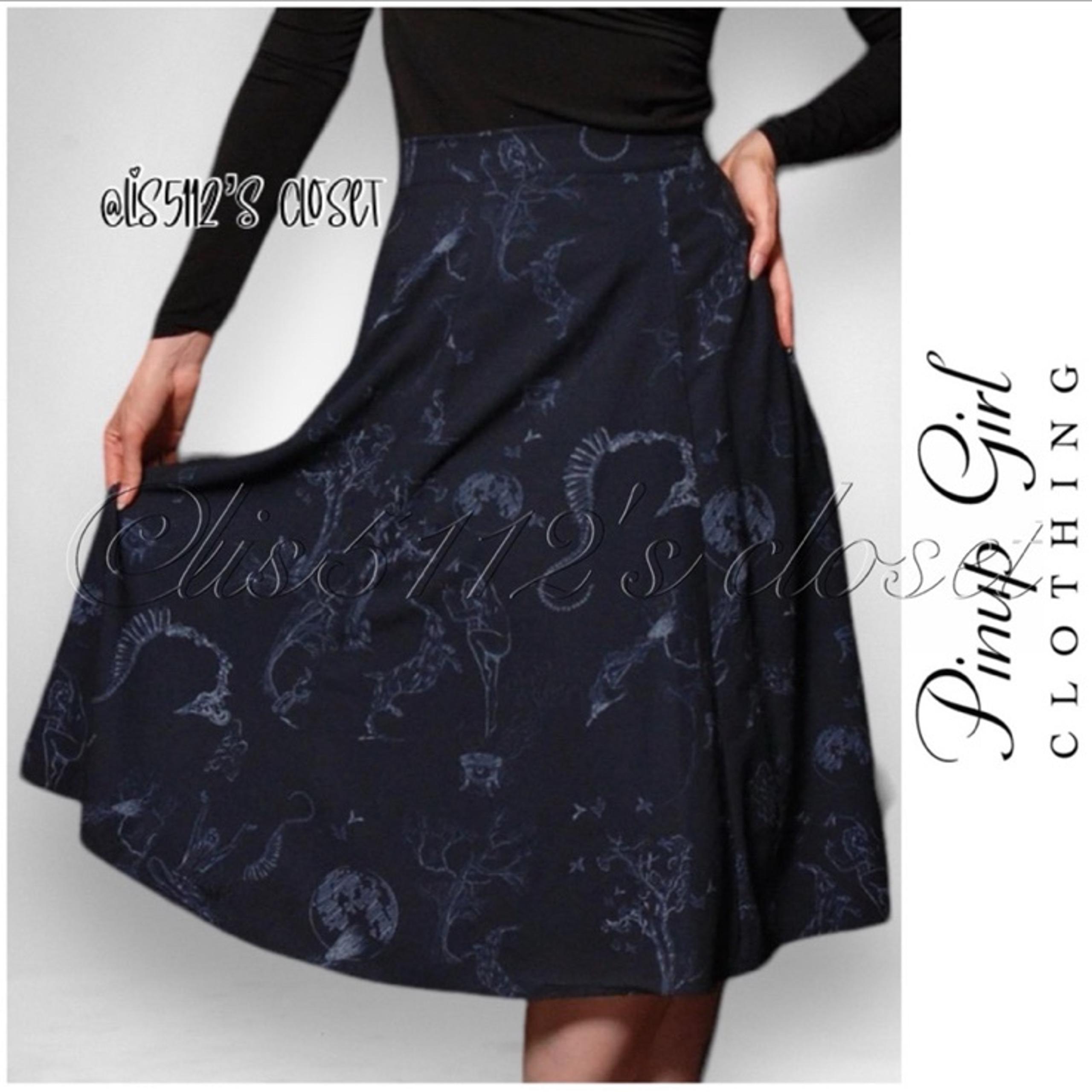 Pinup Couture Viva 40s Tulip Swing Skirt in Blue & Silver Witchy Toile Print 3X
