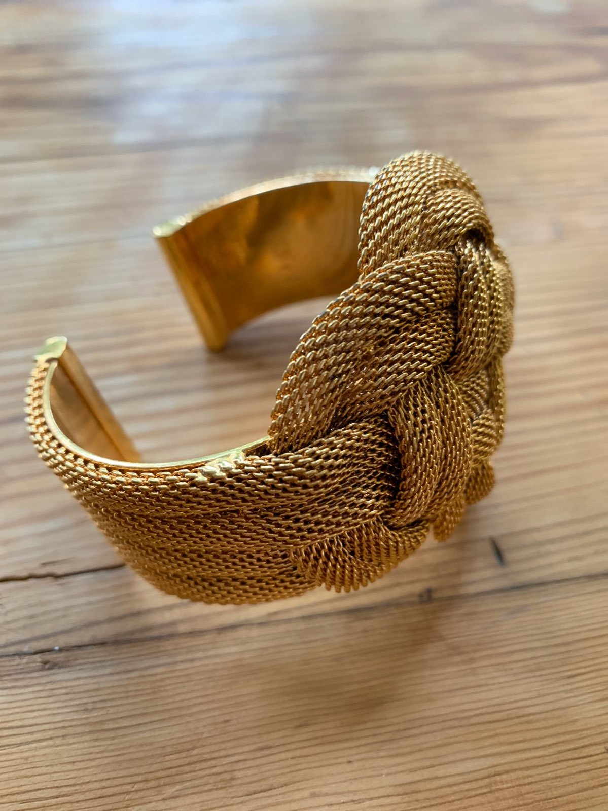 Vintage mesh bracelet cuff