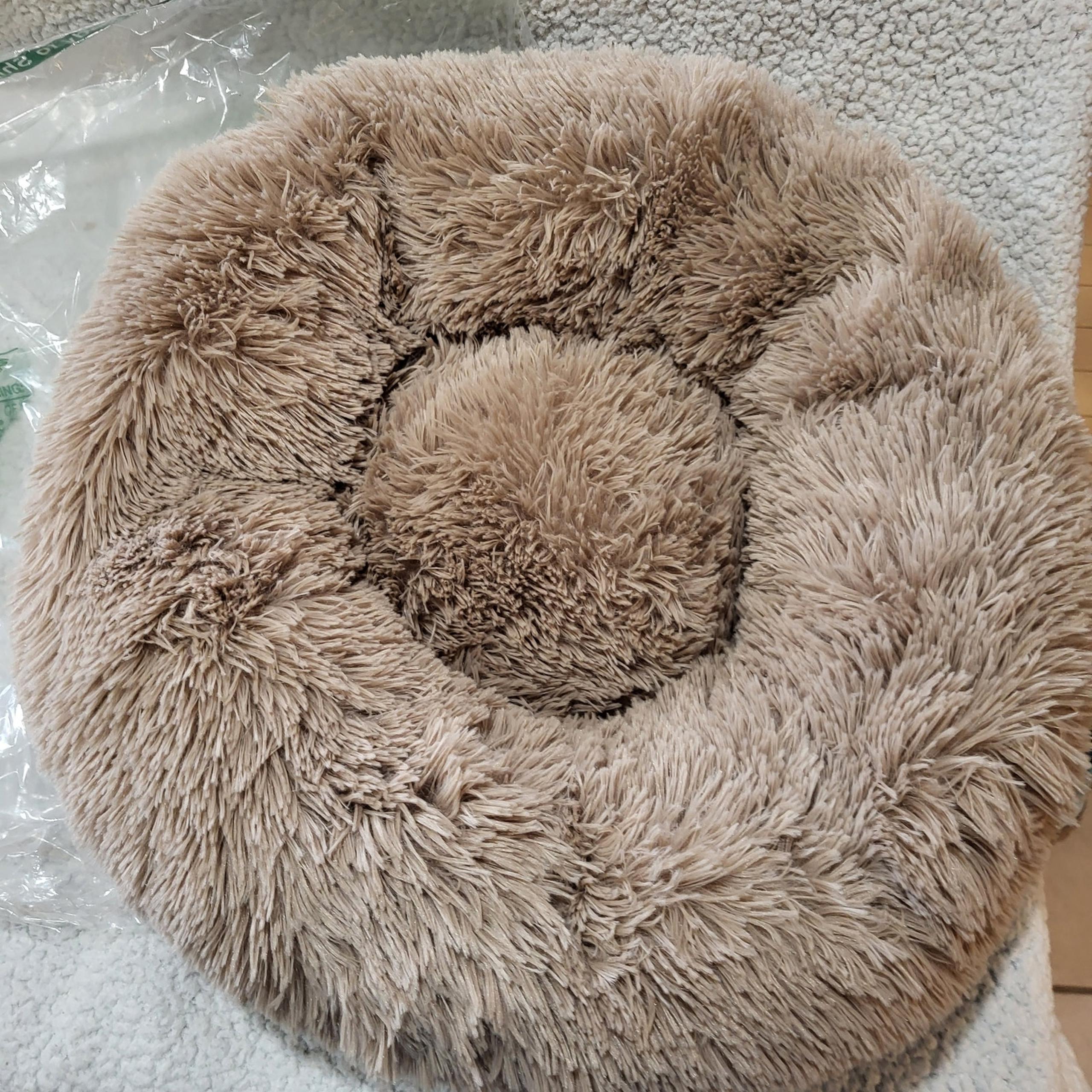 New Bedsure Calming Cat Beds for Indoor Cats - Small Cat Bed Washable 20 in