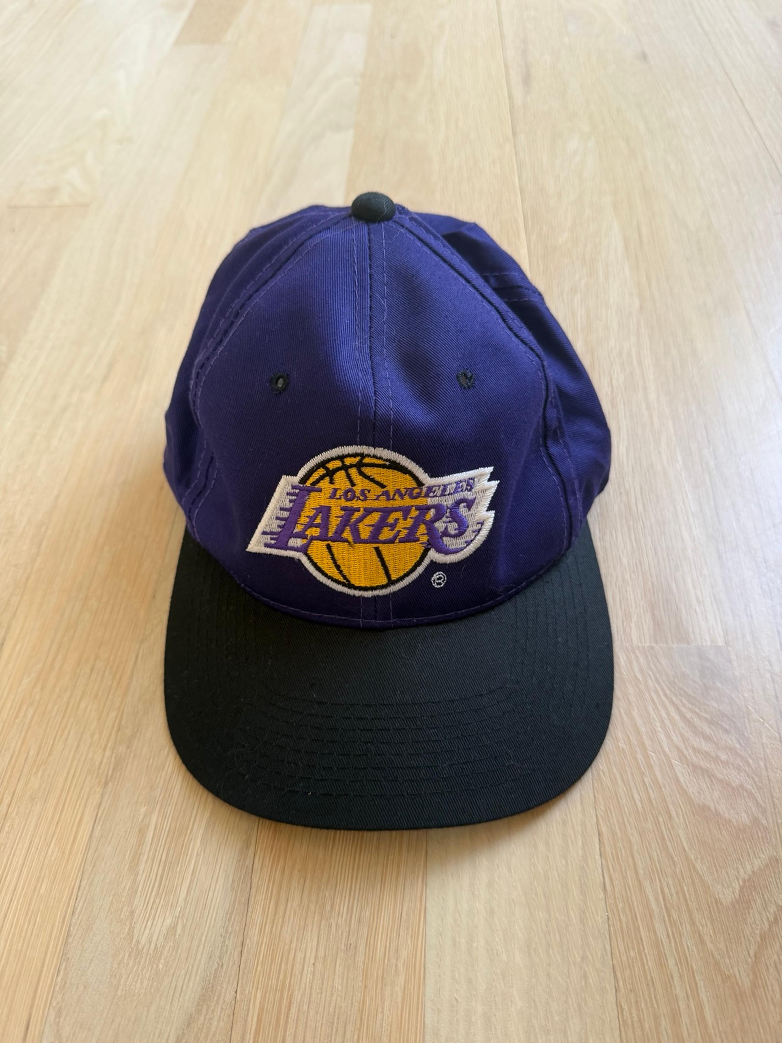 Sports Specialties Vintage Los Angeles Lakers Snapback Hat