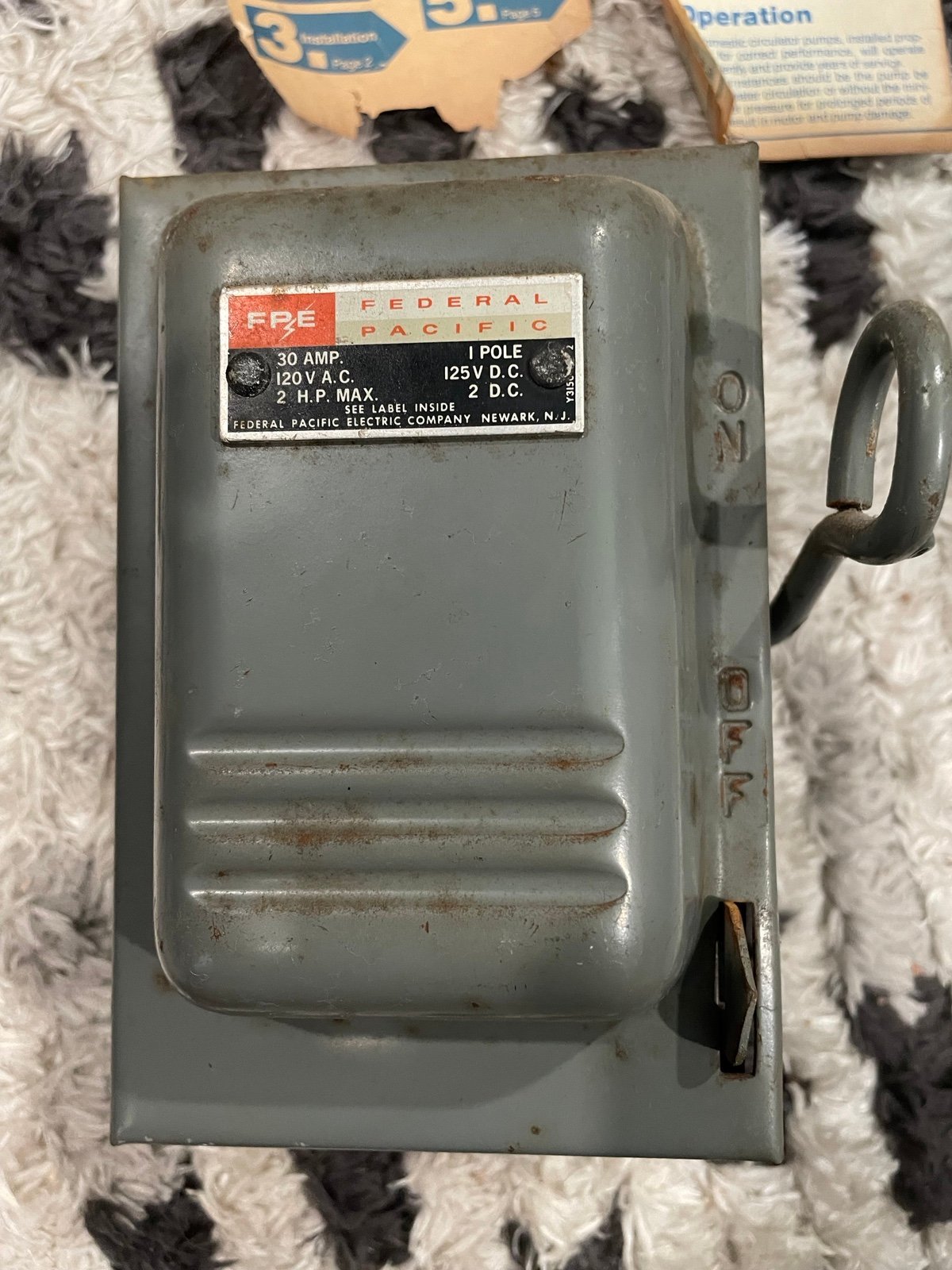 VINTAGE! WORKS! Enclosed Switch ~ Enclosed Electrical Switch ~ Enclosed Electric