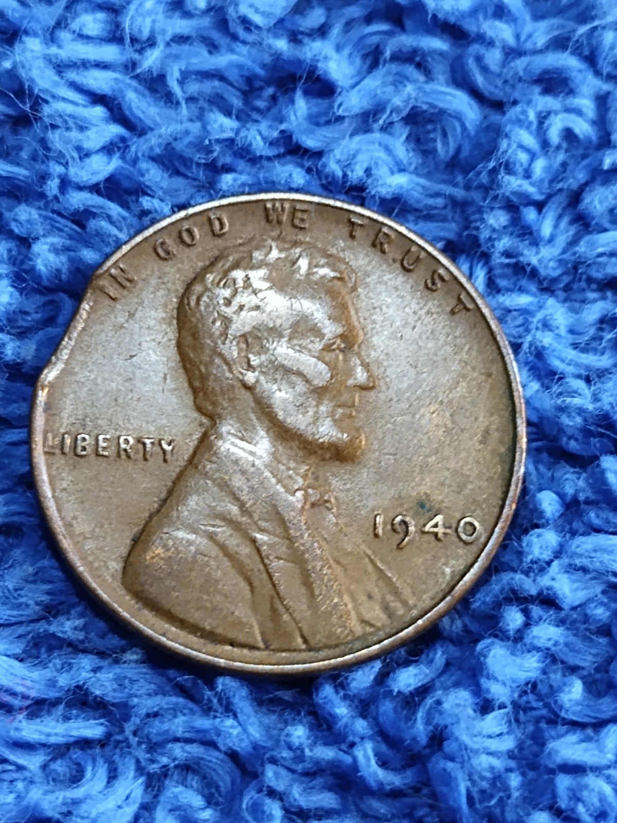 USA minted Wheat Penny.1940 P.... Error --- (clip)