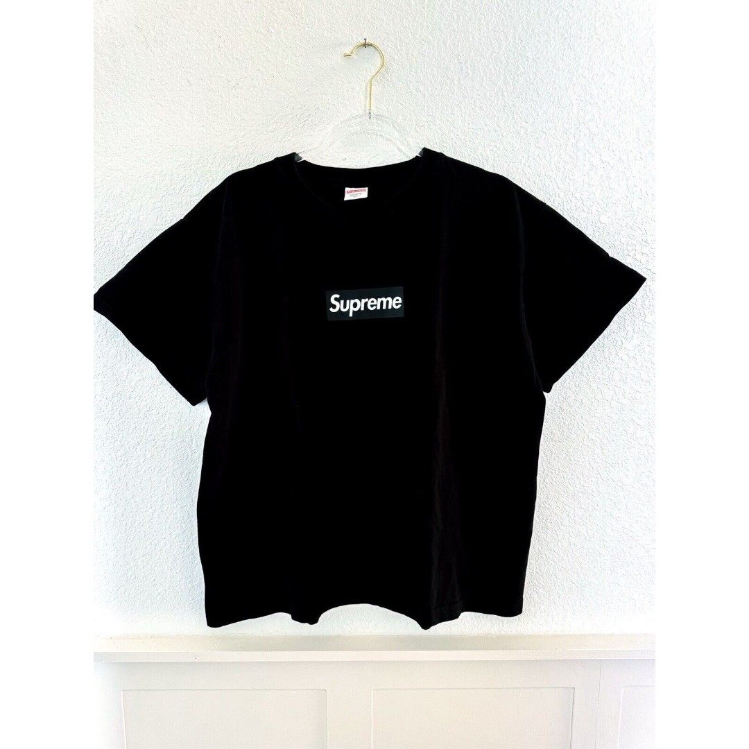 Supreme Black on Black Box Logo Friends and Family XL Tee Shirt