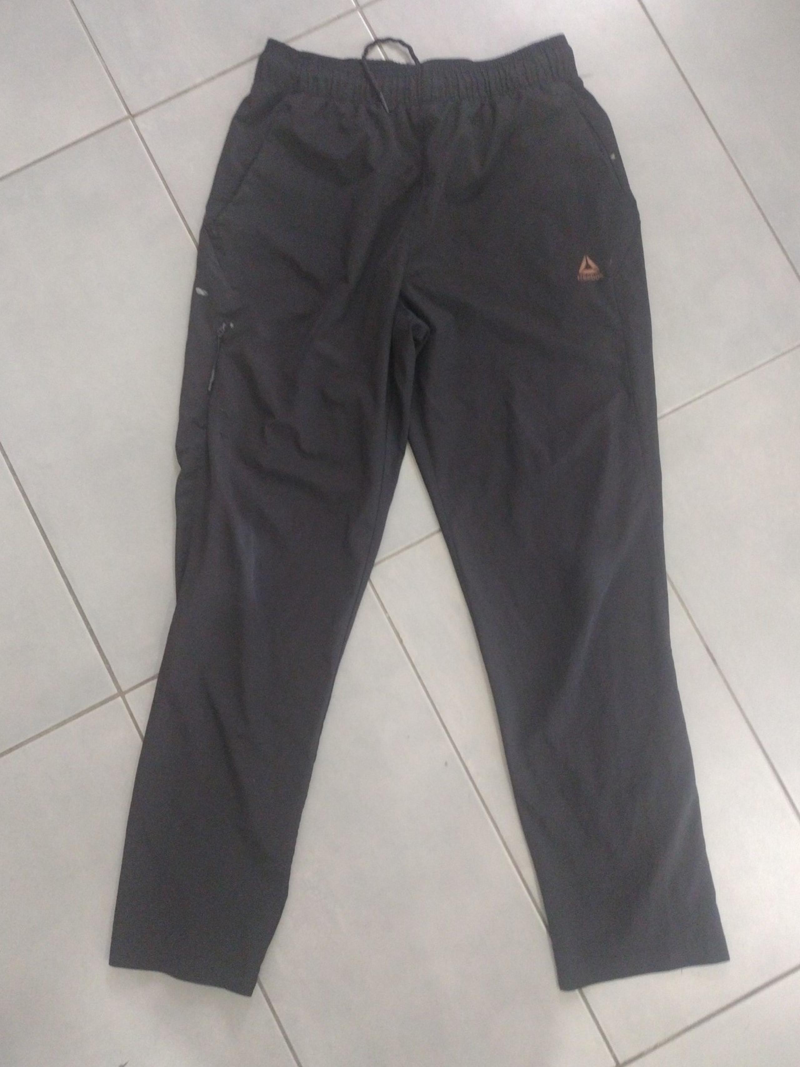 Reebok pants for men size M