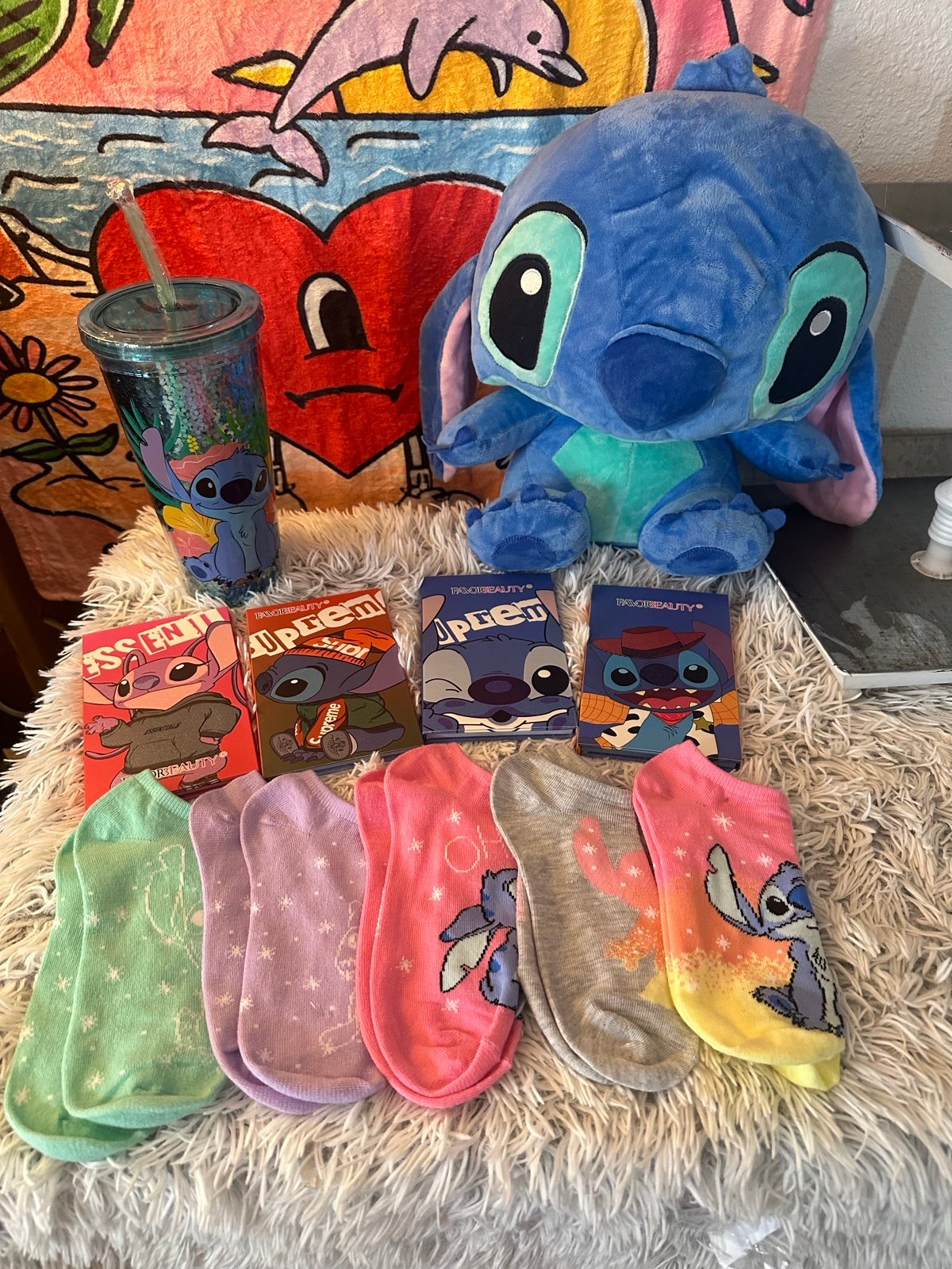 Stich makeup and accessories bundle