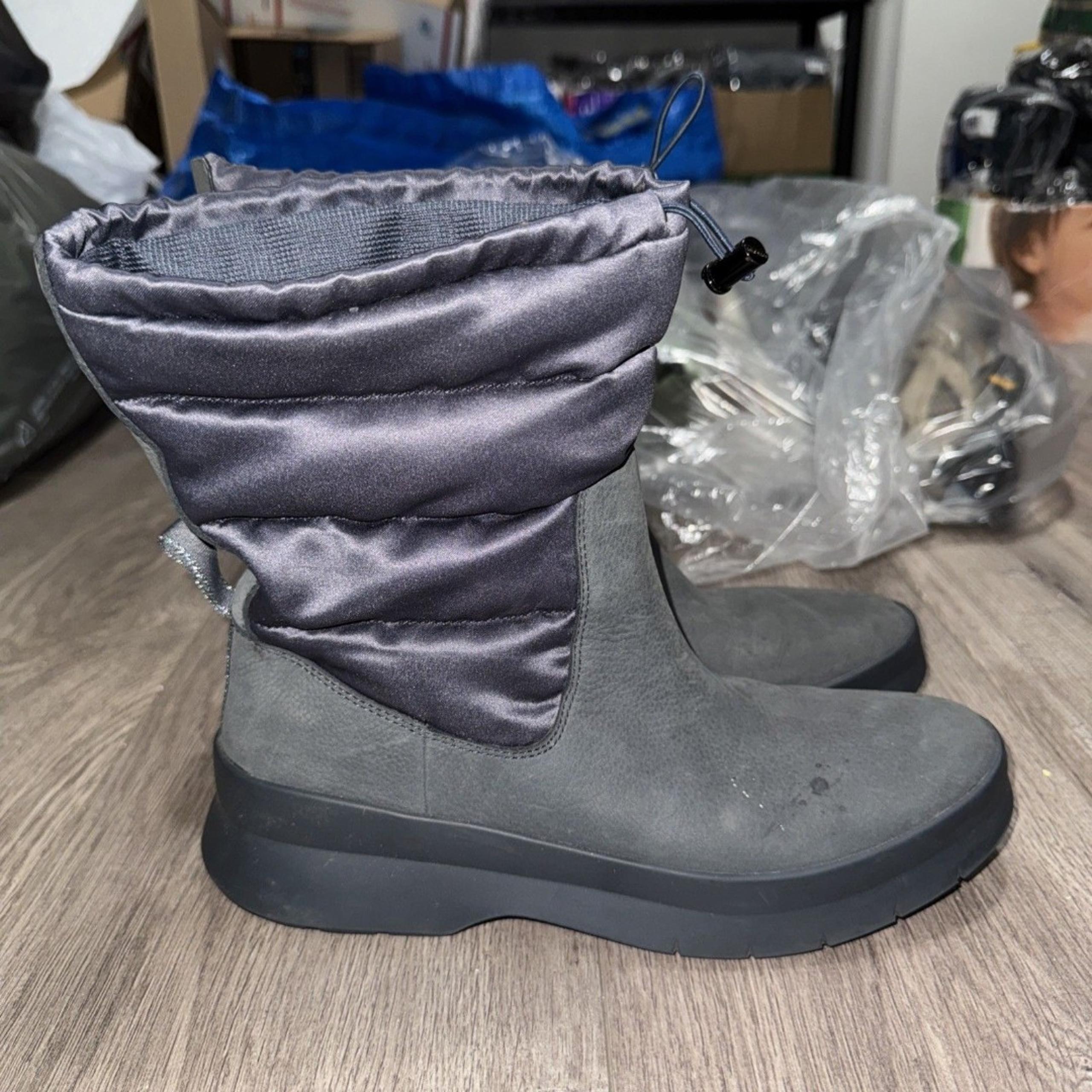 Cole Haan Women’s Pinch Utility Puffer Boot Waterproof Size 8.5 *no Insoles