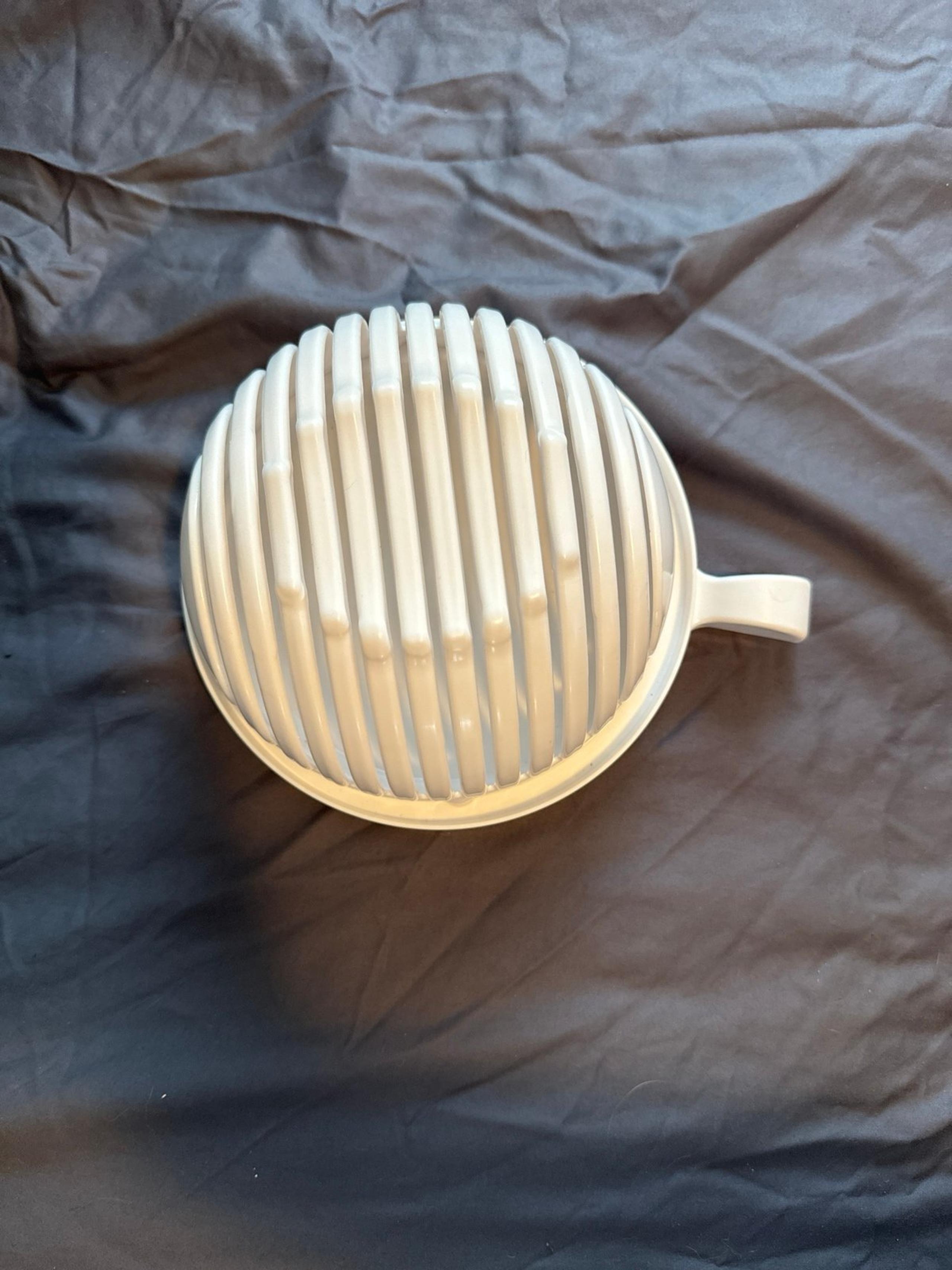 Lettuce slicer