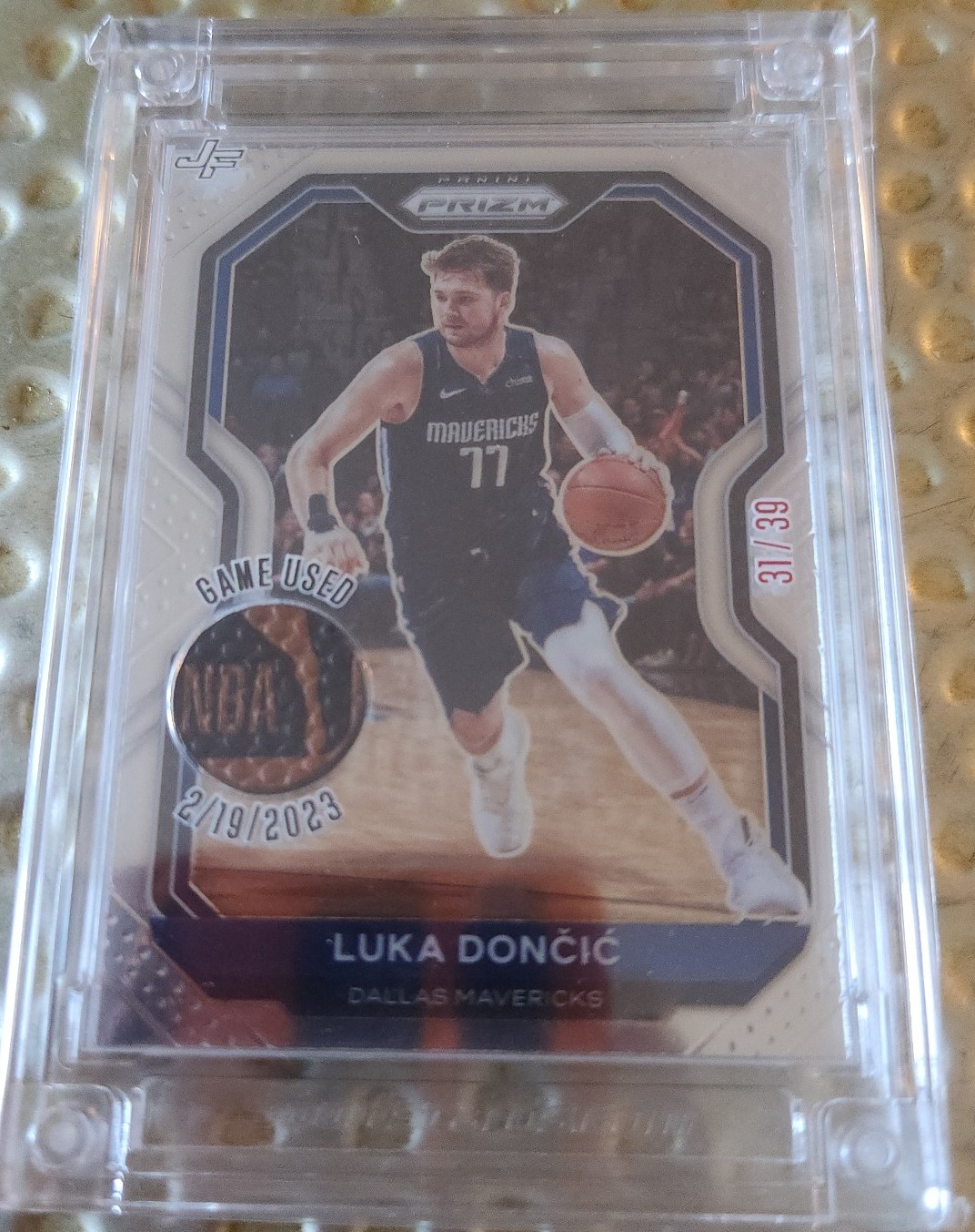 luka doncic Game Ball card
