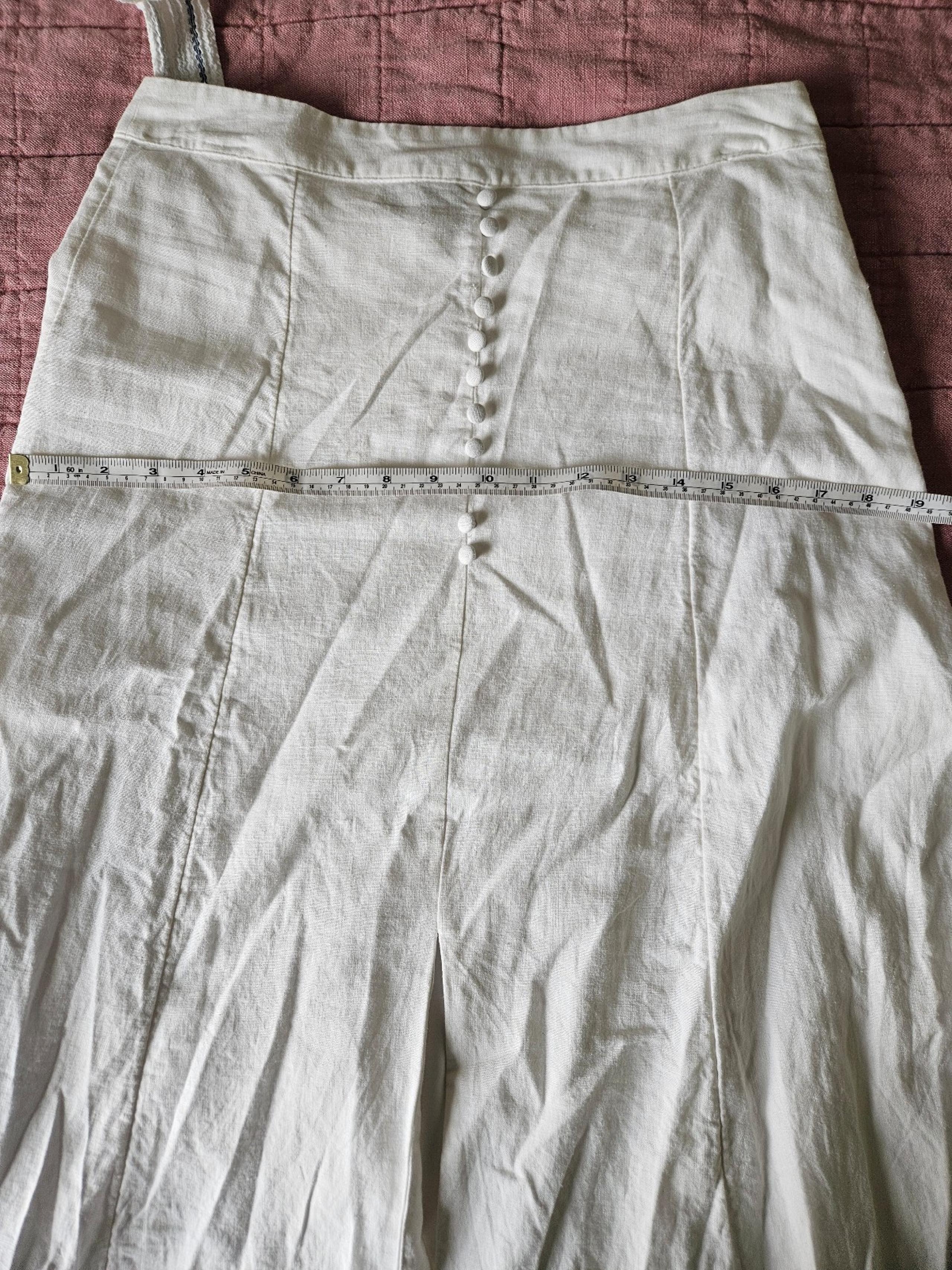 White linen banana republic skirt