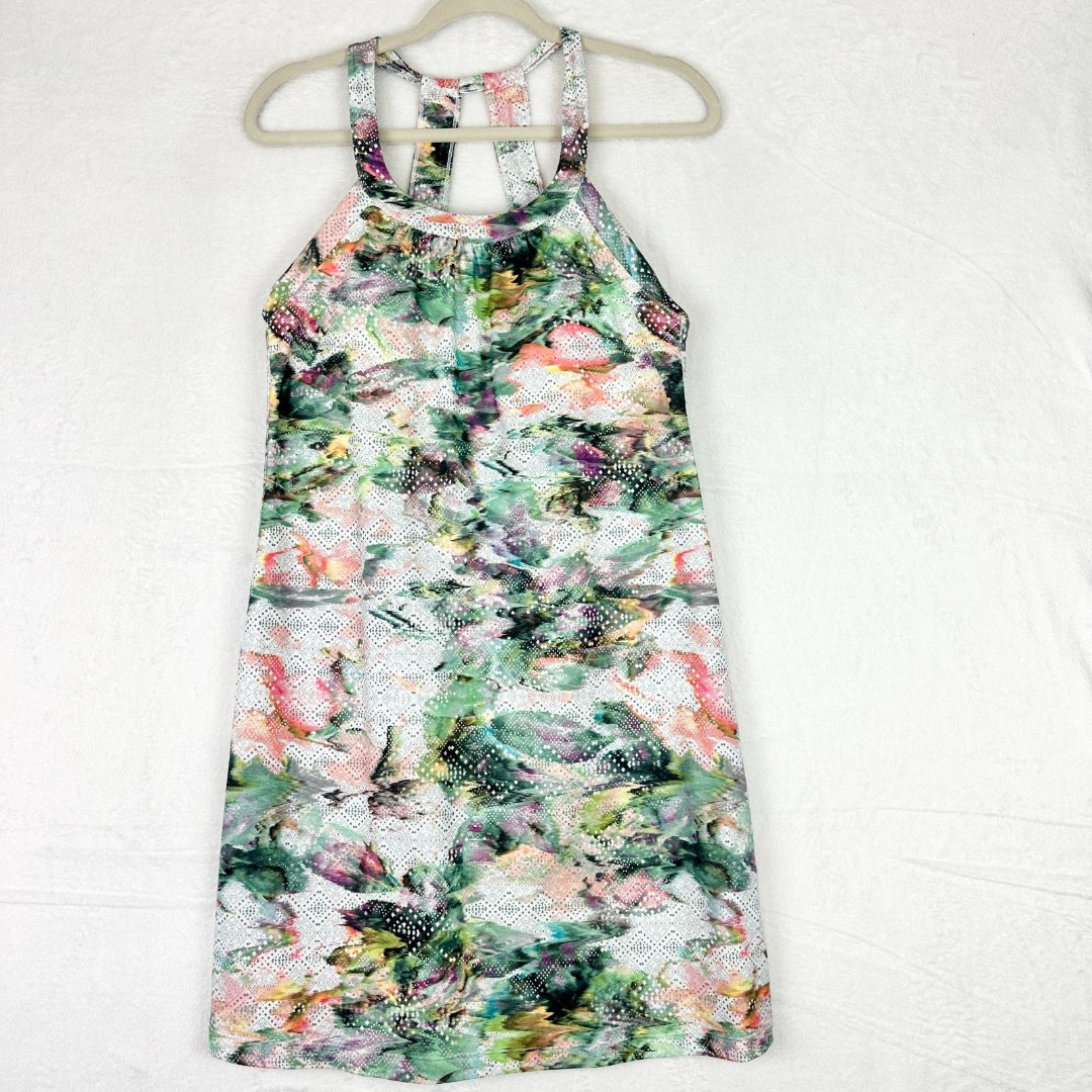 Prana Cantine Dress Size Medium White Graceful Watercolor Gorpcore Outdoor