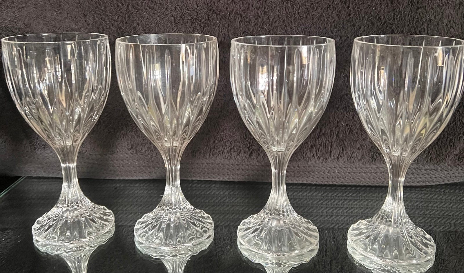 MIKASA PARK LANE CRYSTAL WATER GOBLETS 6 1/4” WINE GLASSES SET 4
