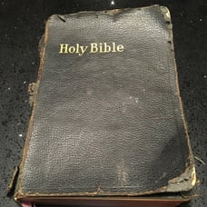 Holy Bible International Series Self Pronouncing King James Version