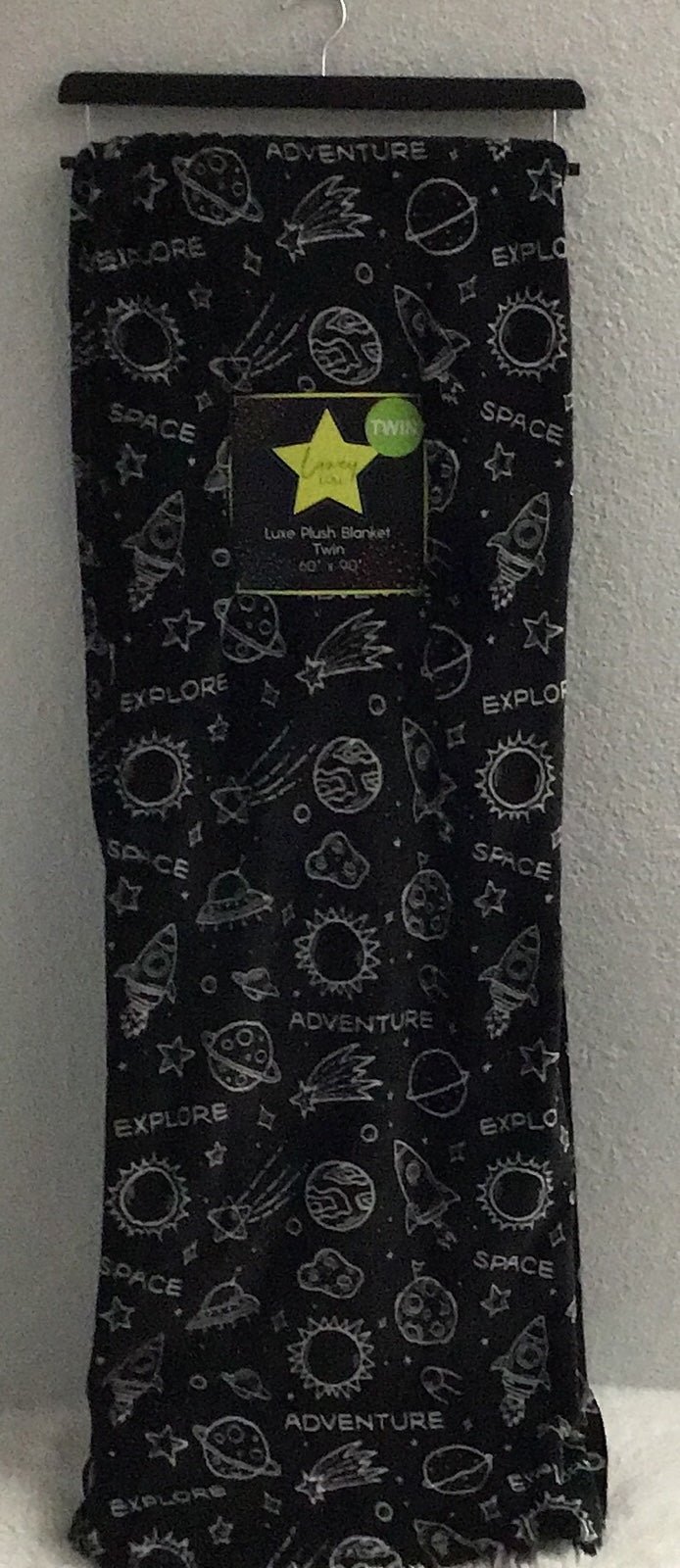 Space Twin Luxe Throw Blanket