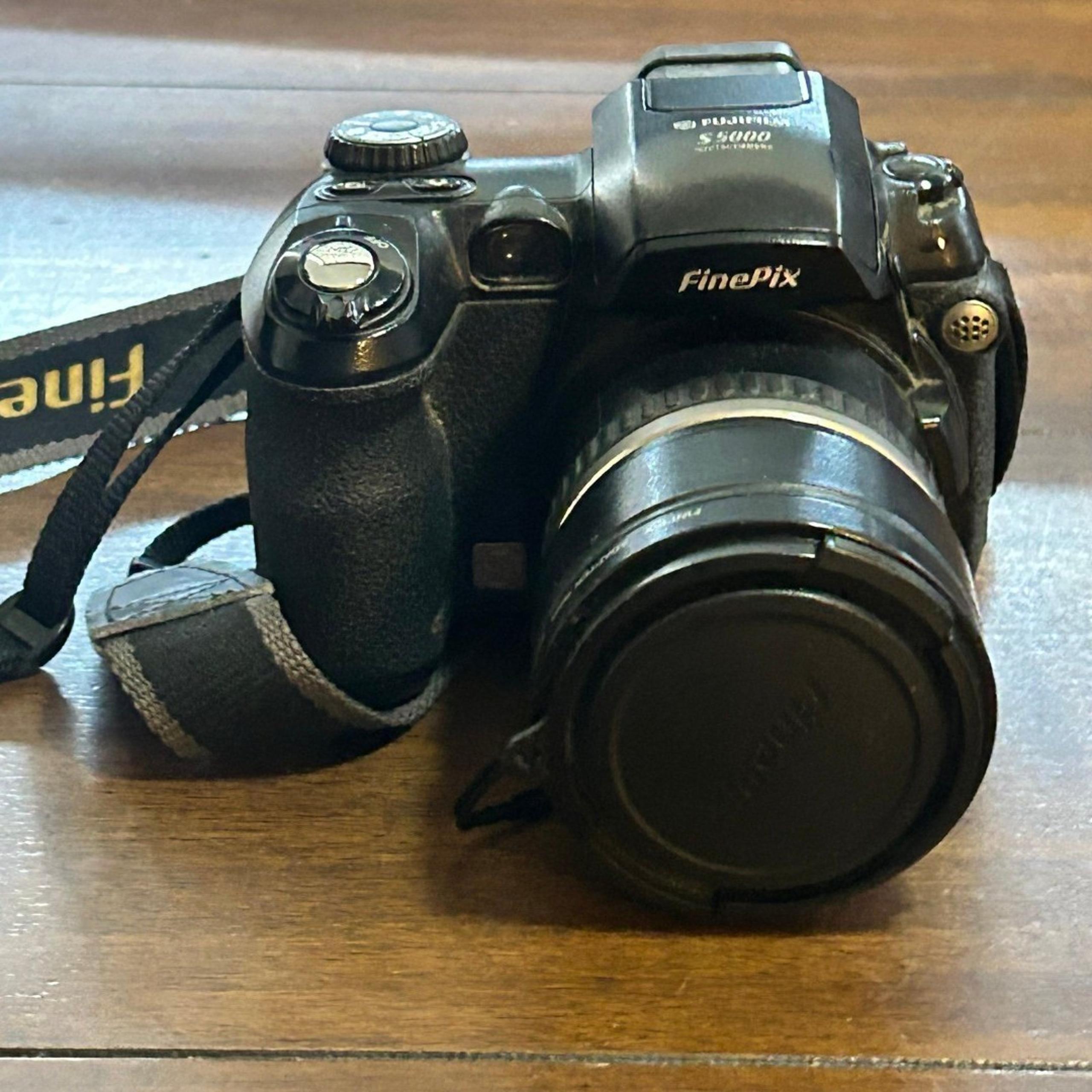 Fujifilm S 5000 Finepix Digital Camera *tested*