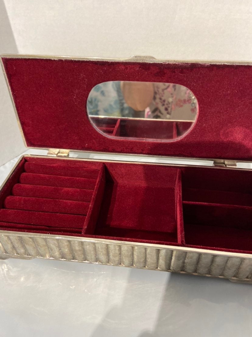 Godinger Velvet Jewelry Boxes & Organizers | Mercari Godinger Velvet Jewelry Boxes & Organizers | Mercari