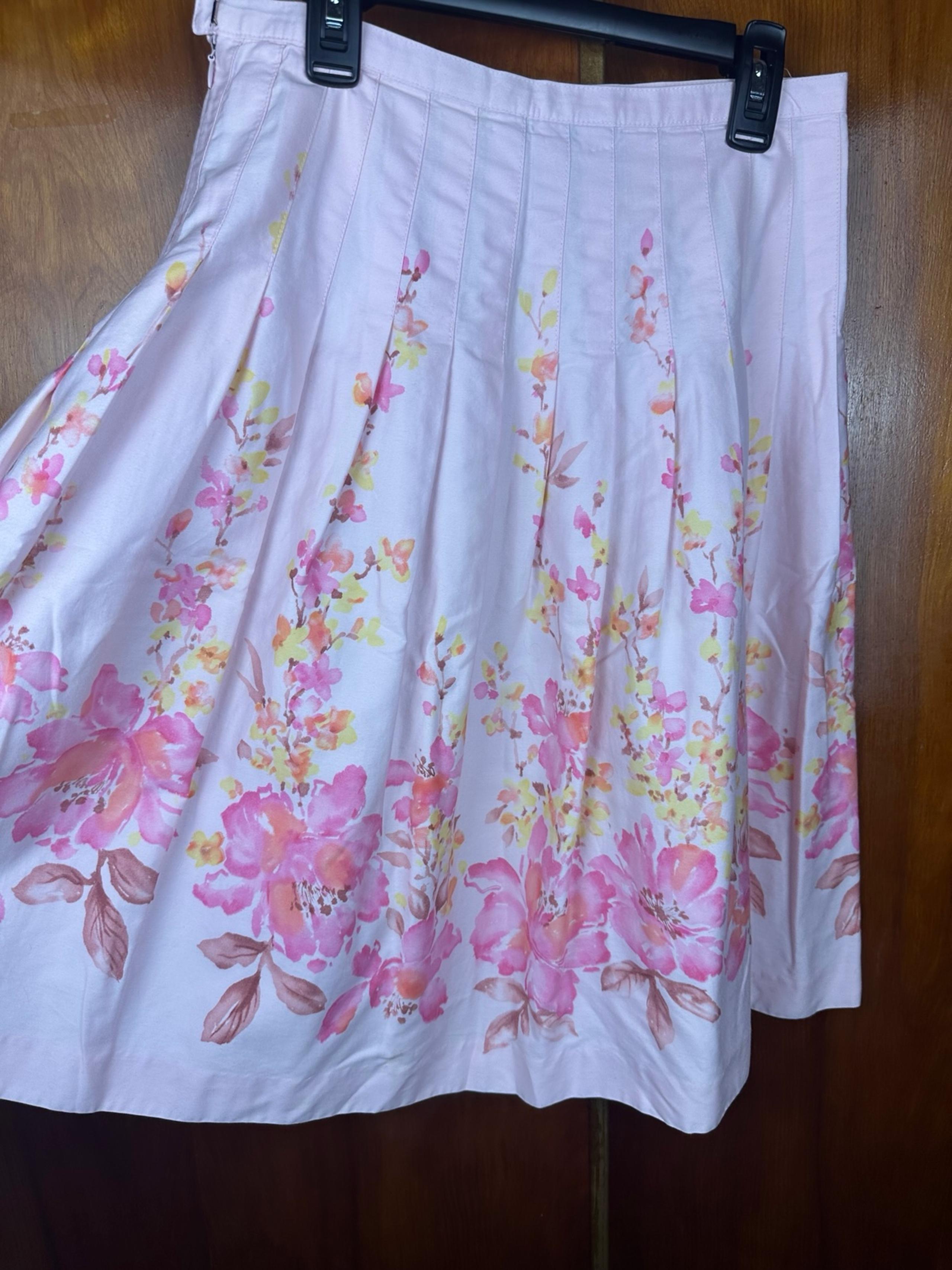 Bandolino Pink Floral Pleated A-line Skirt Sz 4P Spring Summer Easter Barbie
