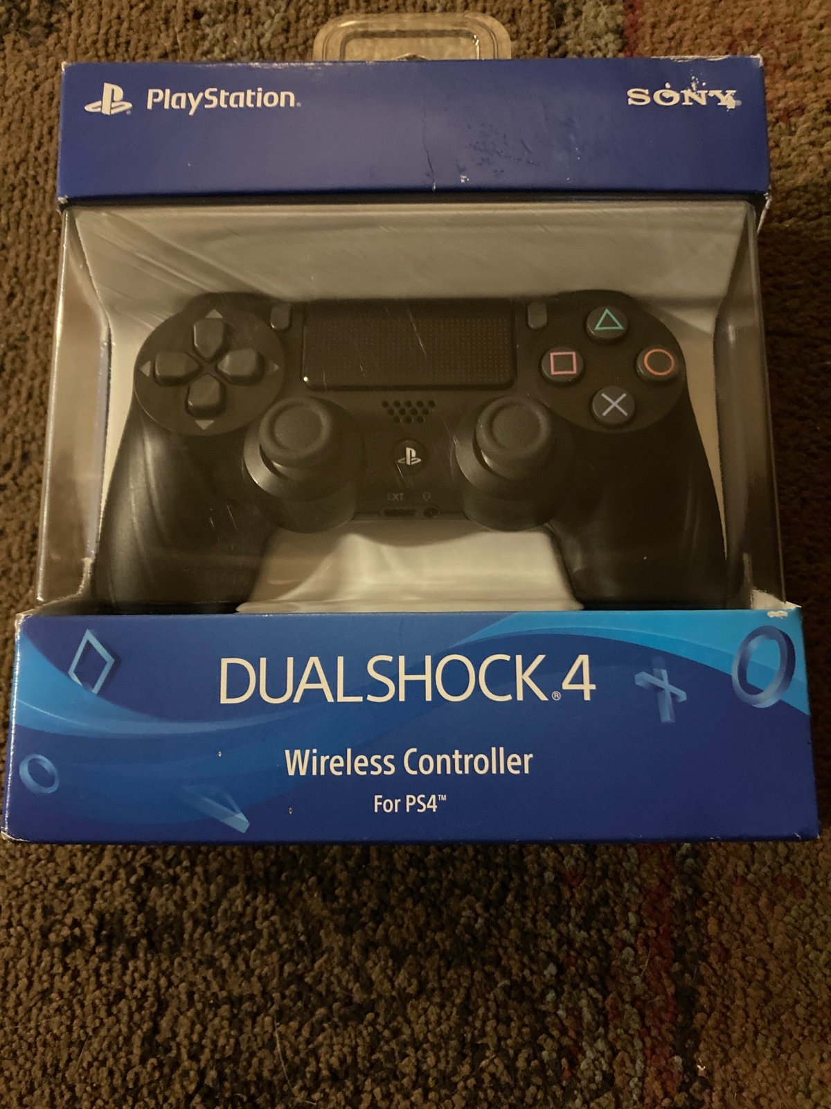 PS4 controller