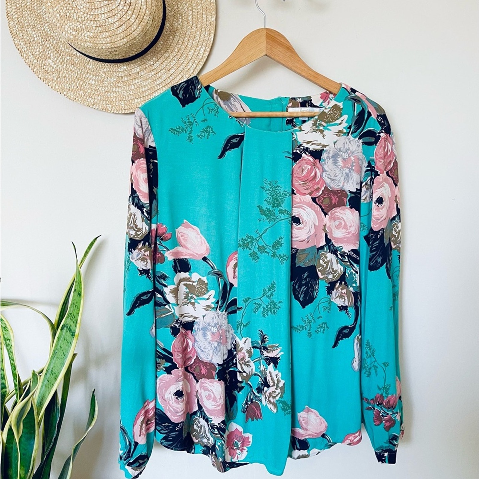 Boden Floral Print - Turquoise Top