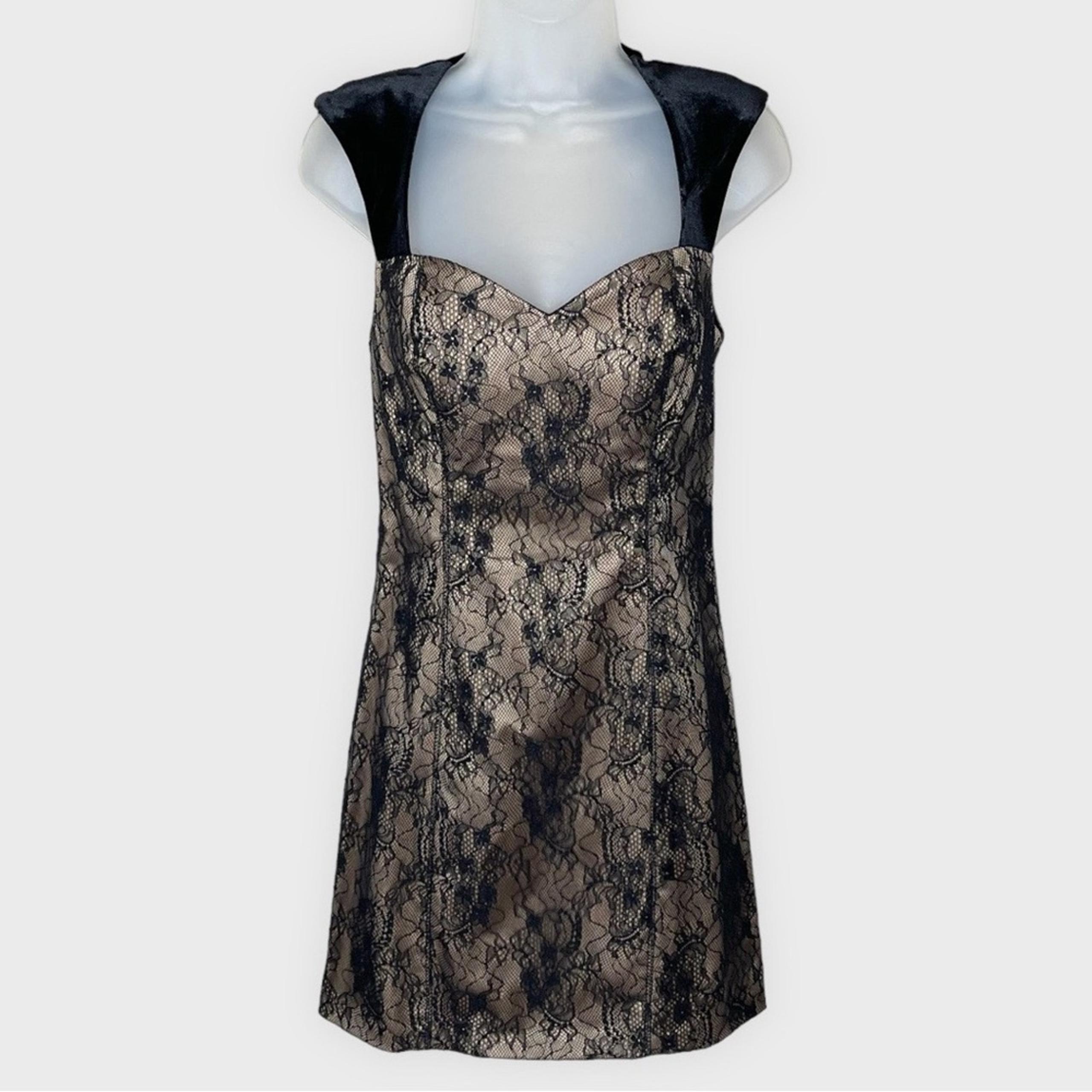 GUESS black lace overlay sleeveless mini dress w/velvet shoulder size 4 Swiftie