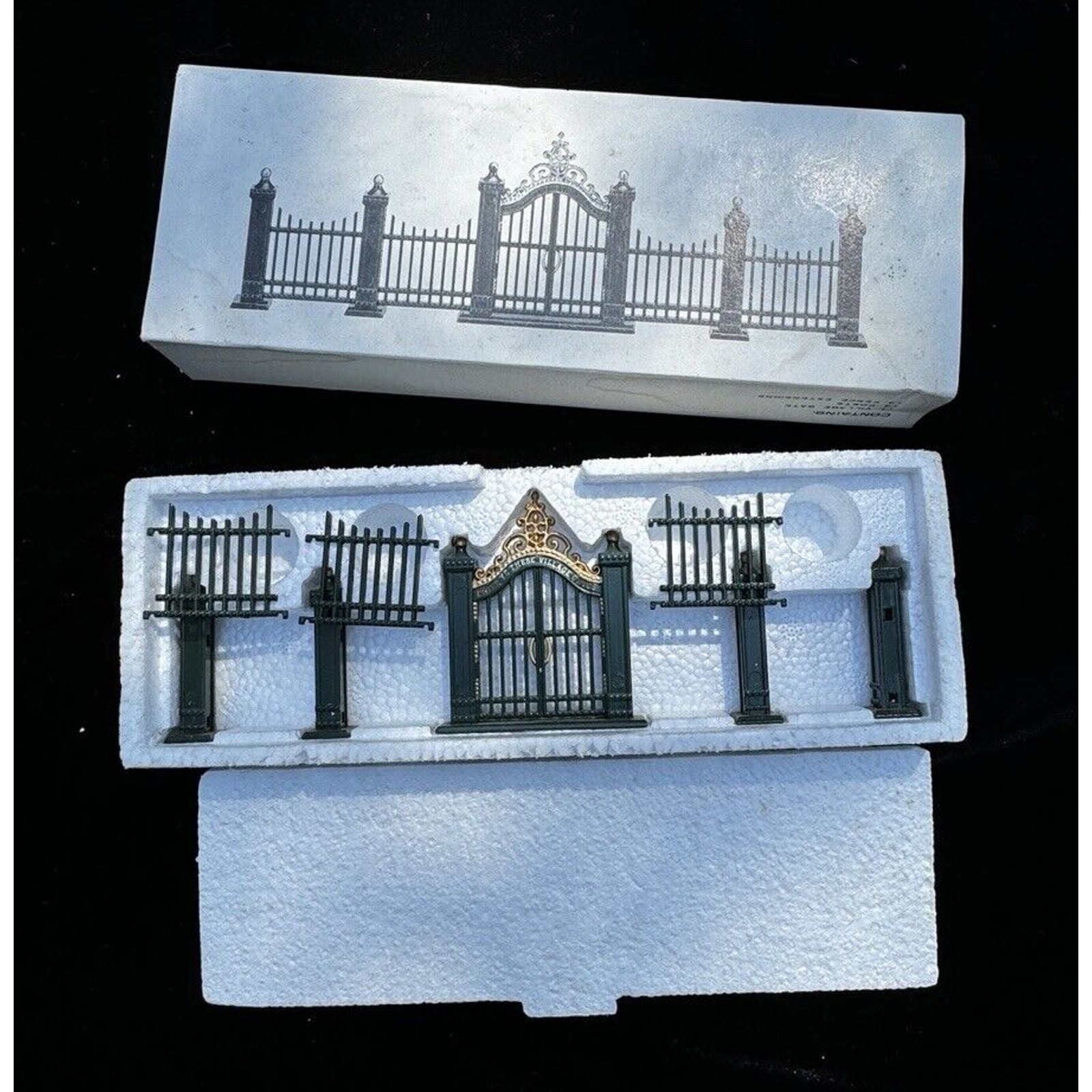 Department 56 Heritage Village “Village Wrought Iron Gate And Fence” 9 Pieces
