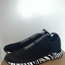 mkichael kors trainers size 8.5