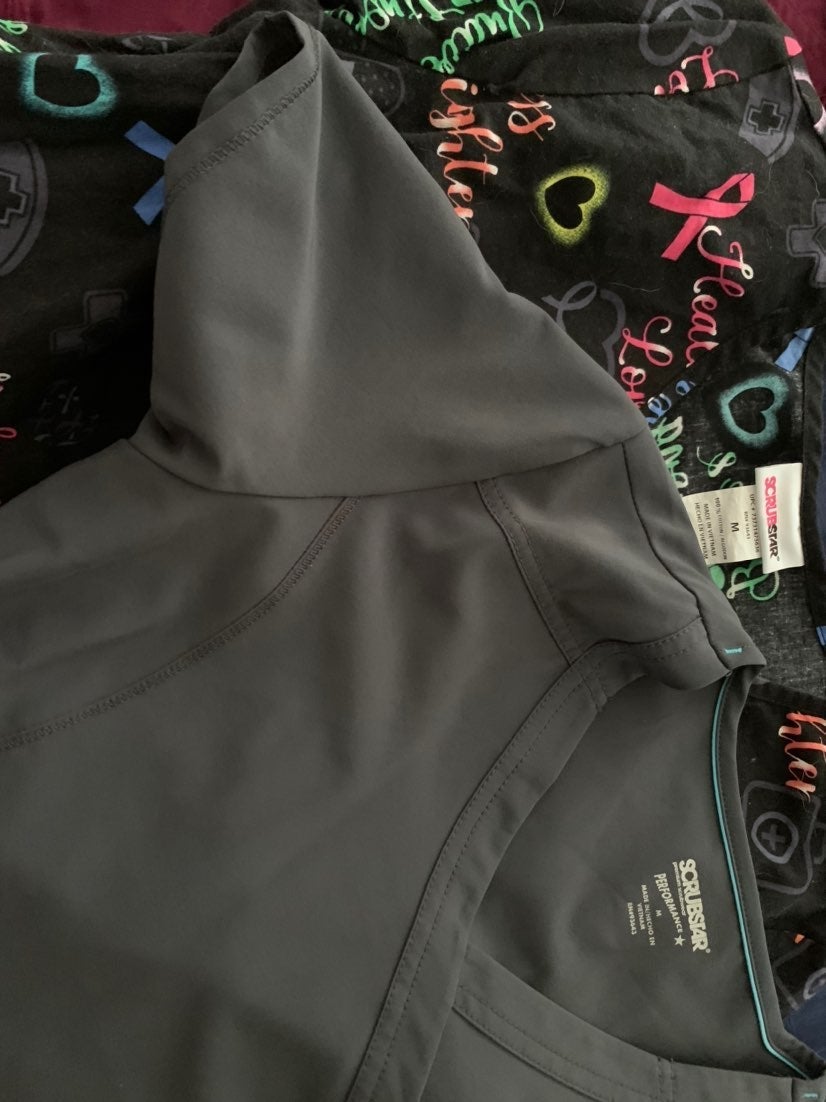 Womens scrubs