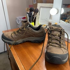 Merrell Moab 3 low waterproof brown & black hiking boots shoes, Men’s Size 10