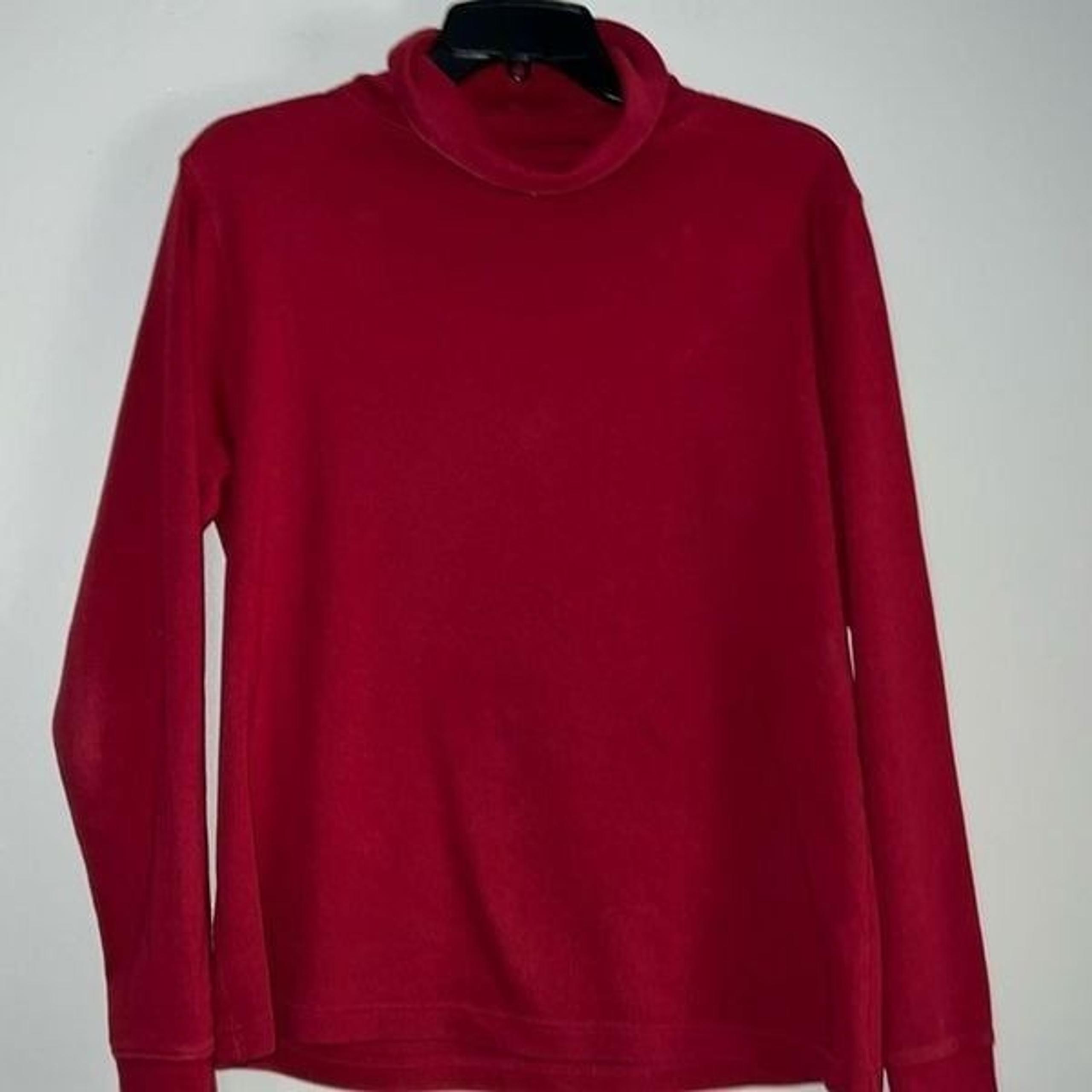 Westbound women’s red medium turtleneck
