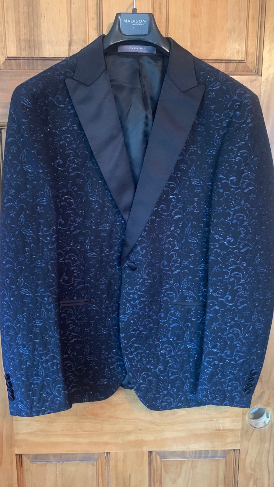 ZARA MAN MODERN BLAZER