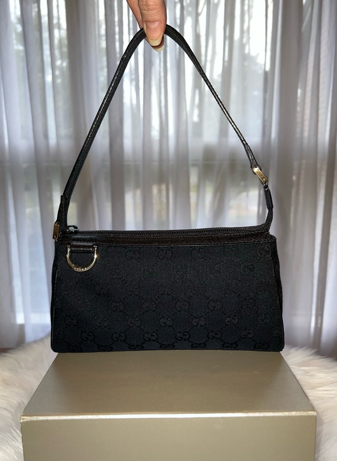 Gucci Abbey Shoulder Bag