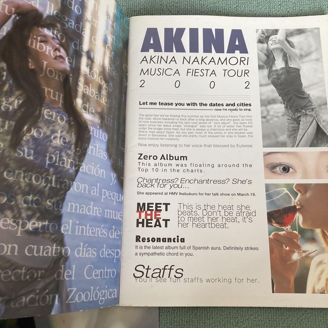 AKINA MUSICA FIESTA TOUR 2002　パンフレット 618vSWporRL.jpg