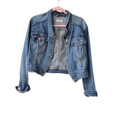 Levi’s denim jacket with rounded hemline