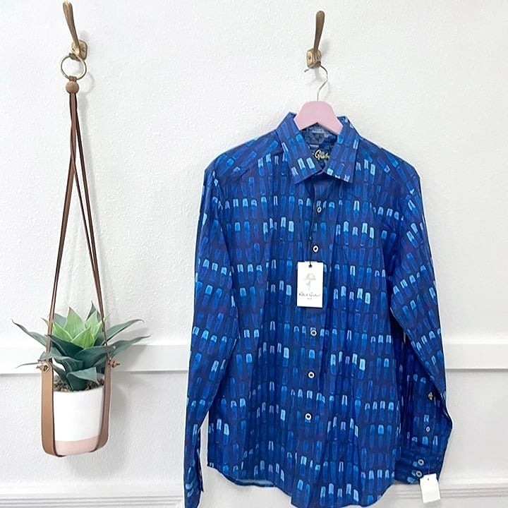 NWT Robert Graham Classic Fit Banksia Button From Shirt in Cobal Blue Print M