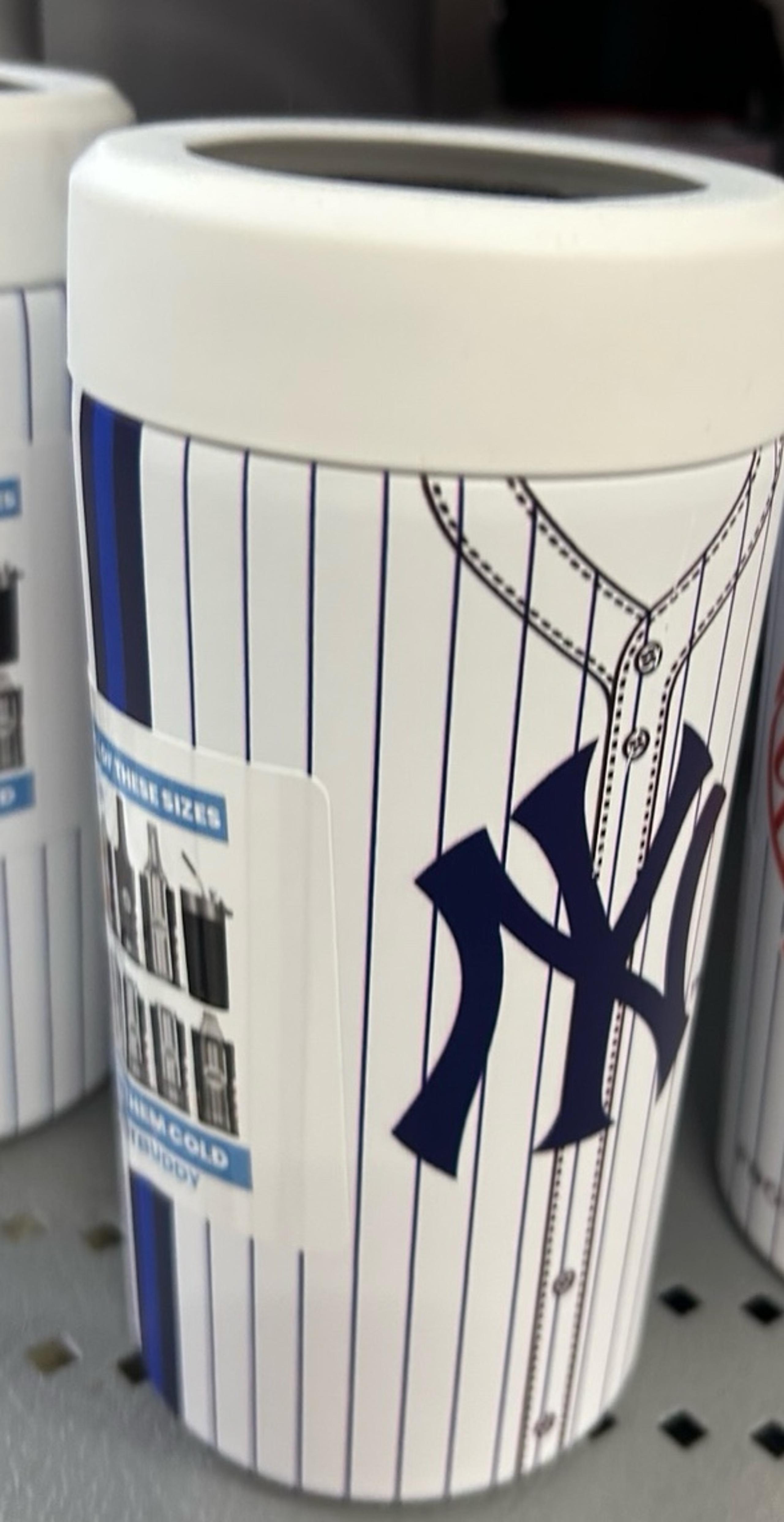 New York Yankees frost buddy beverage holder met