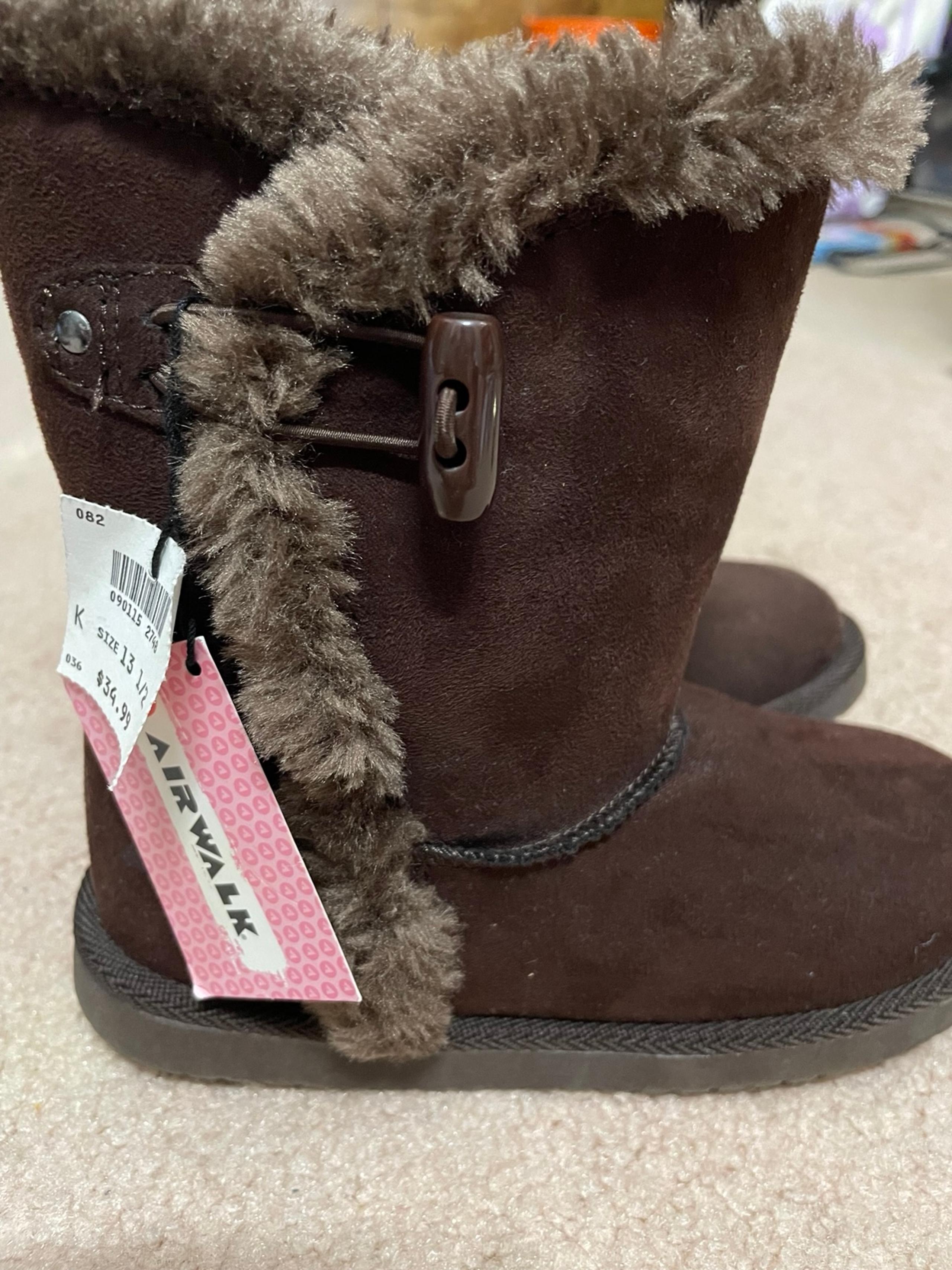 Airwalk kids snow boot( faux fur)