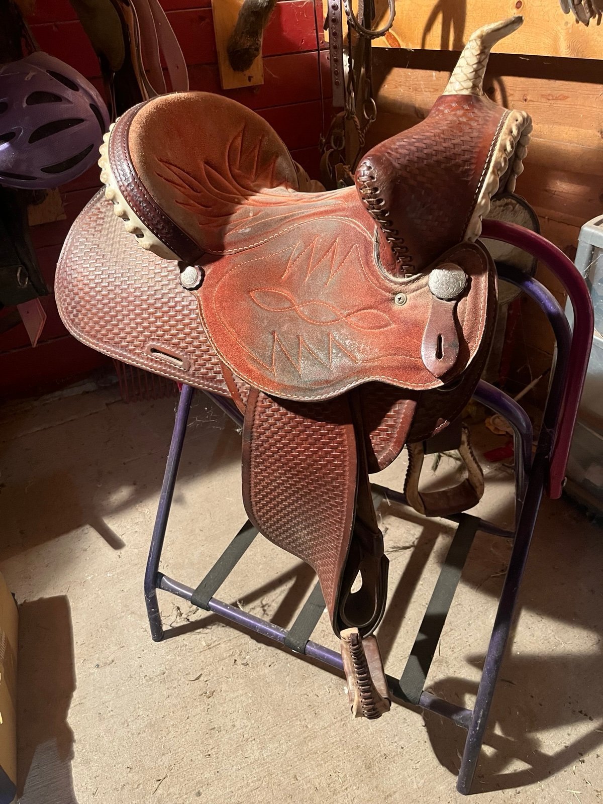 Gerald Buthane Barrel Saddle 15”