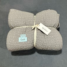 New Quince Organic Cotton Hand Stitched Twin Quilt E55